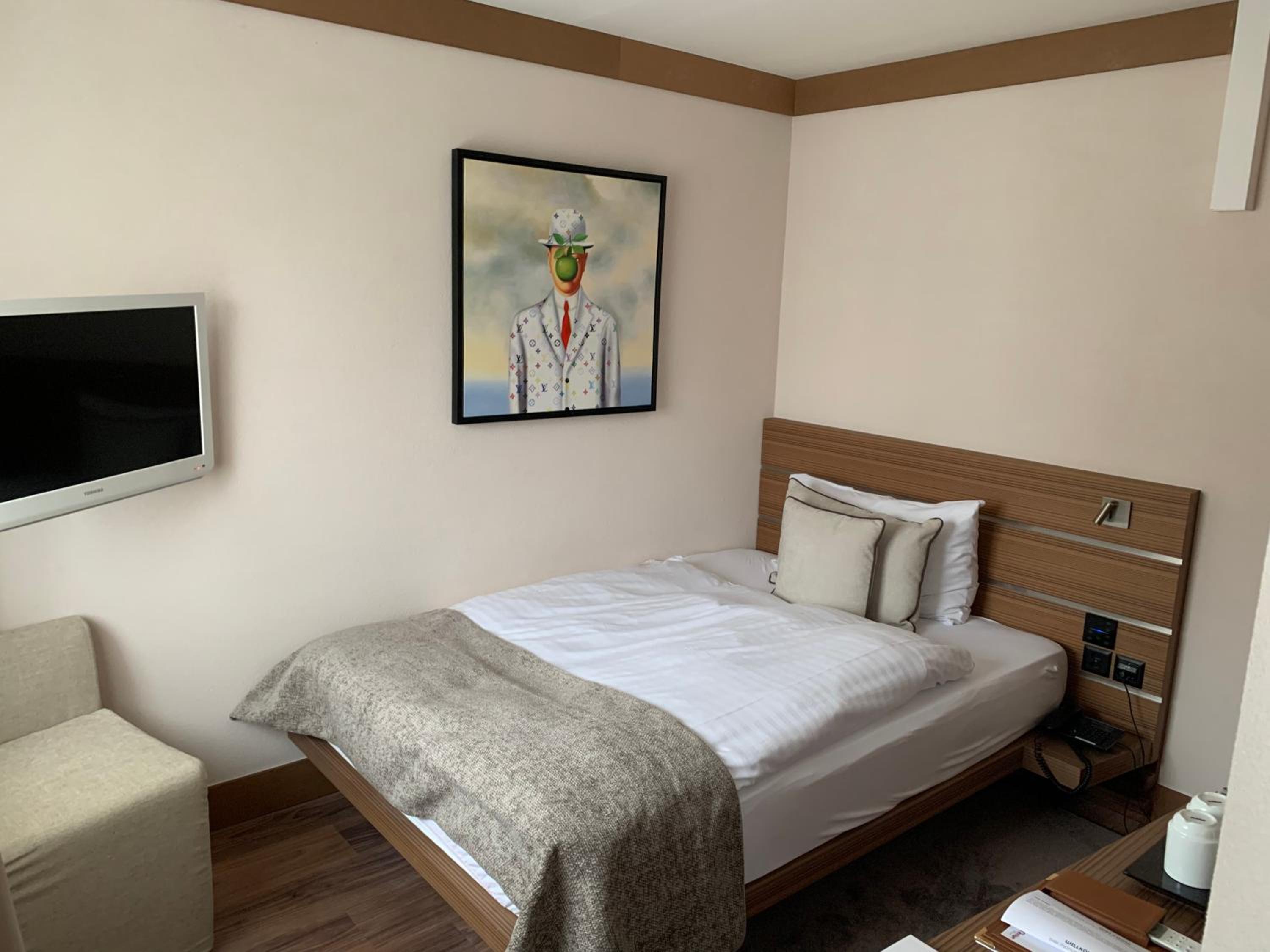 Standard Single Room