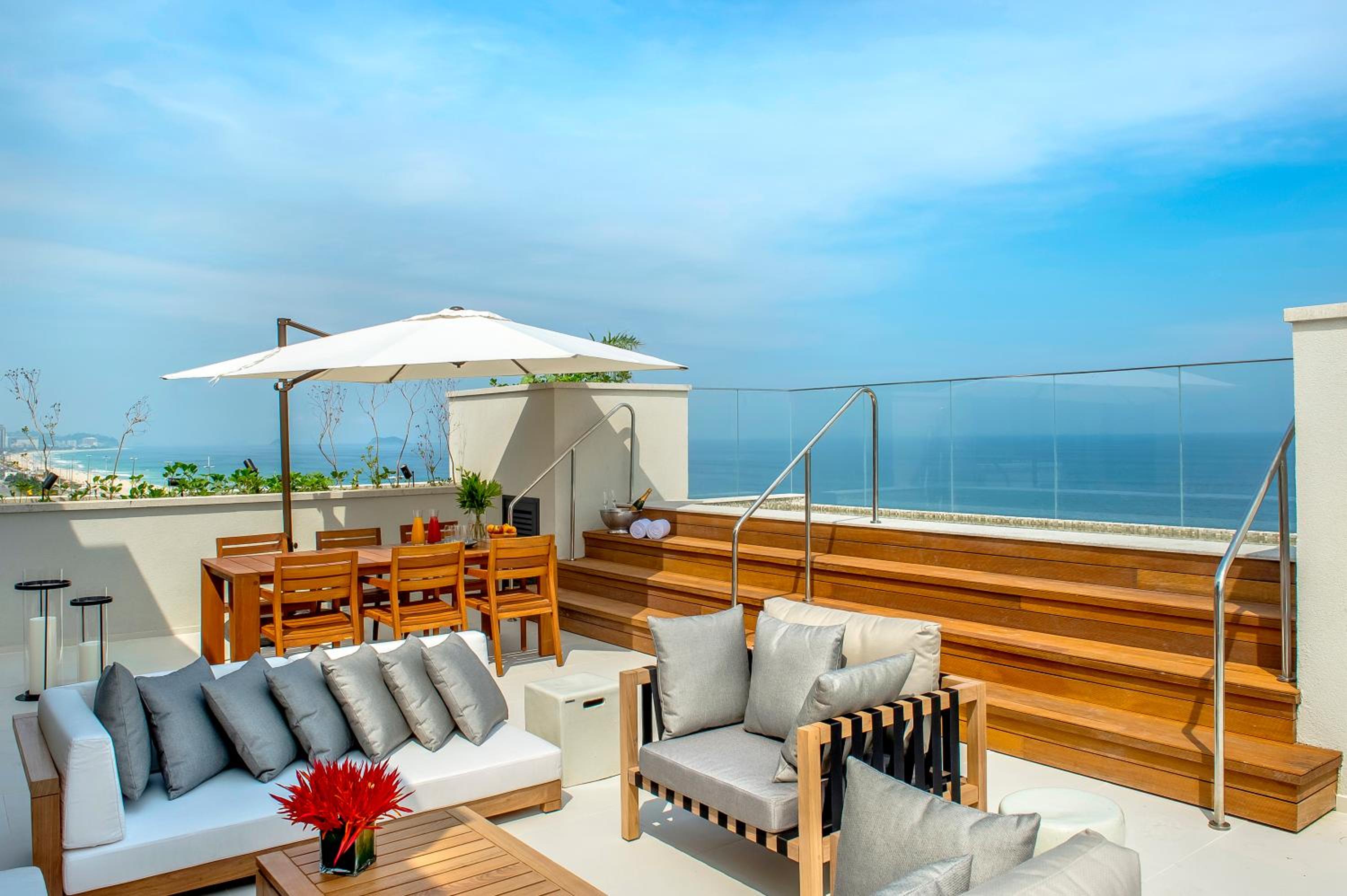 Penthouse Suite