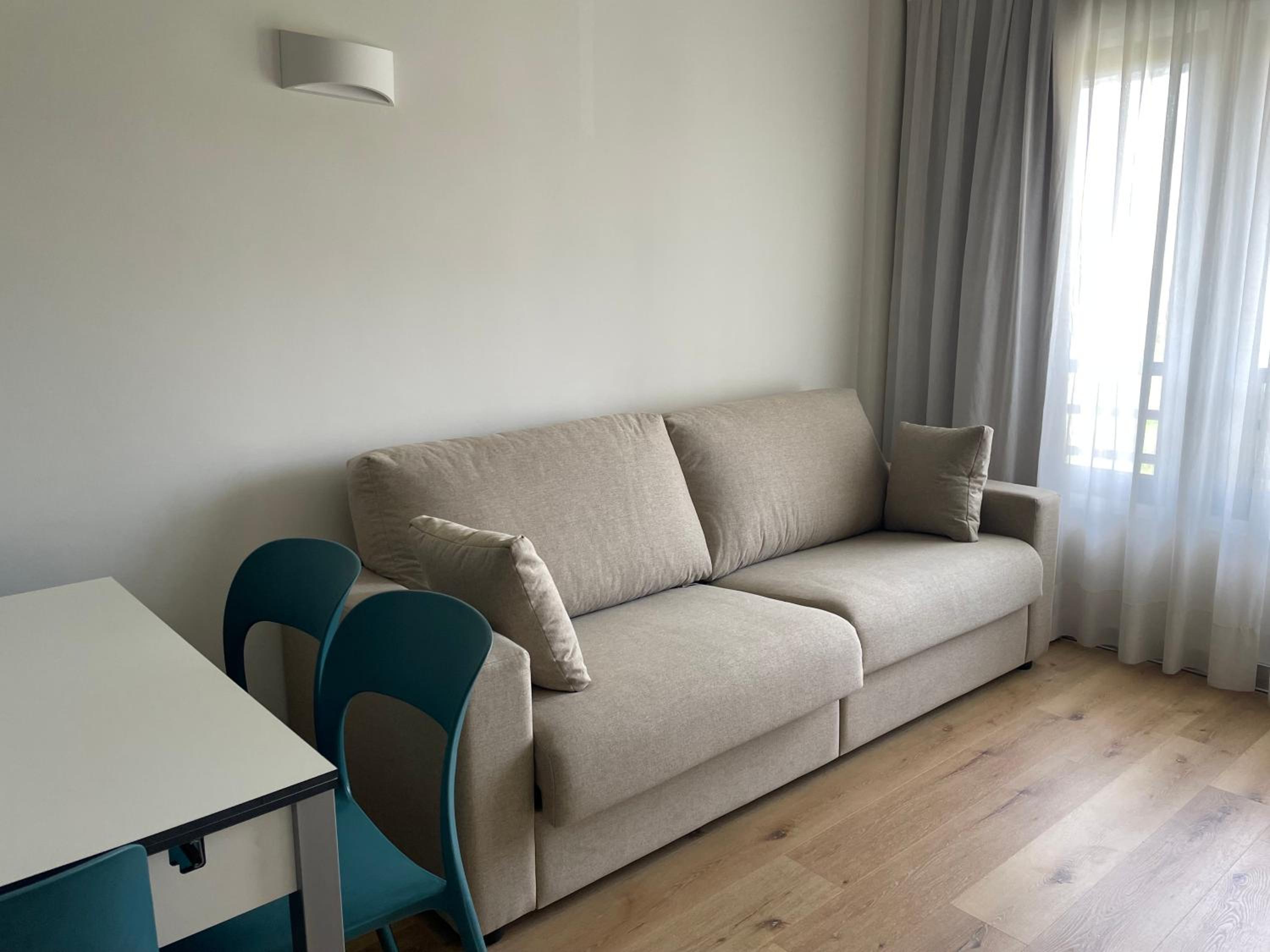 Apartamento de una habitación con vista a la piscina