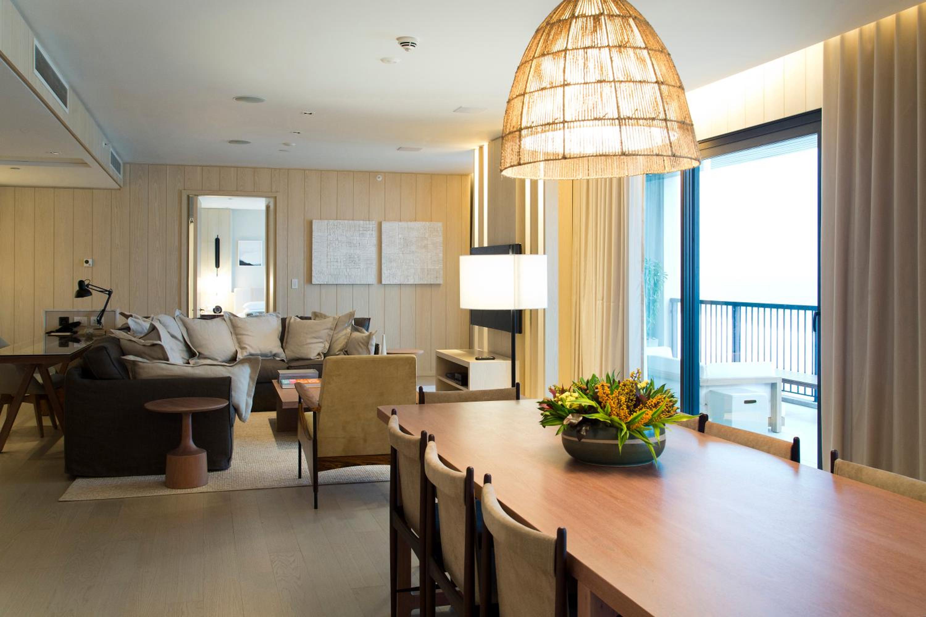 Presidential Suite thumbnail 6
