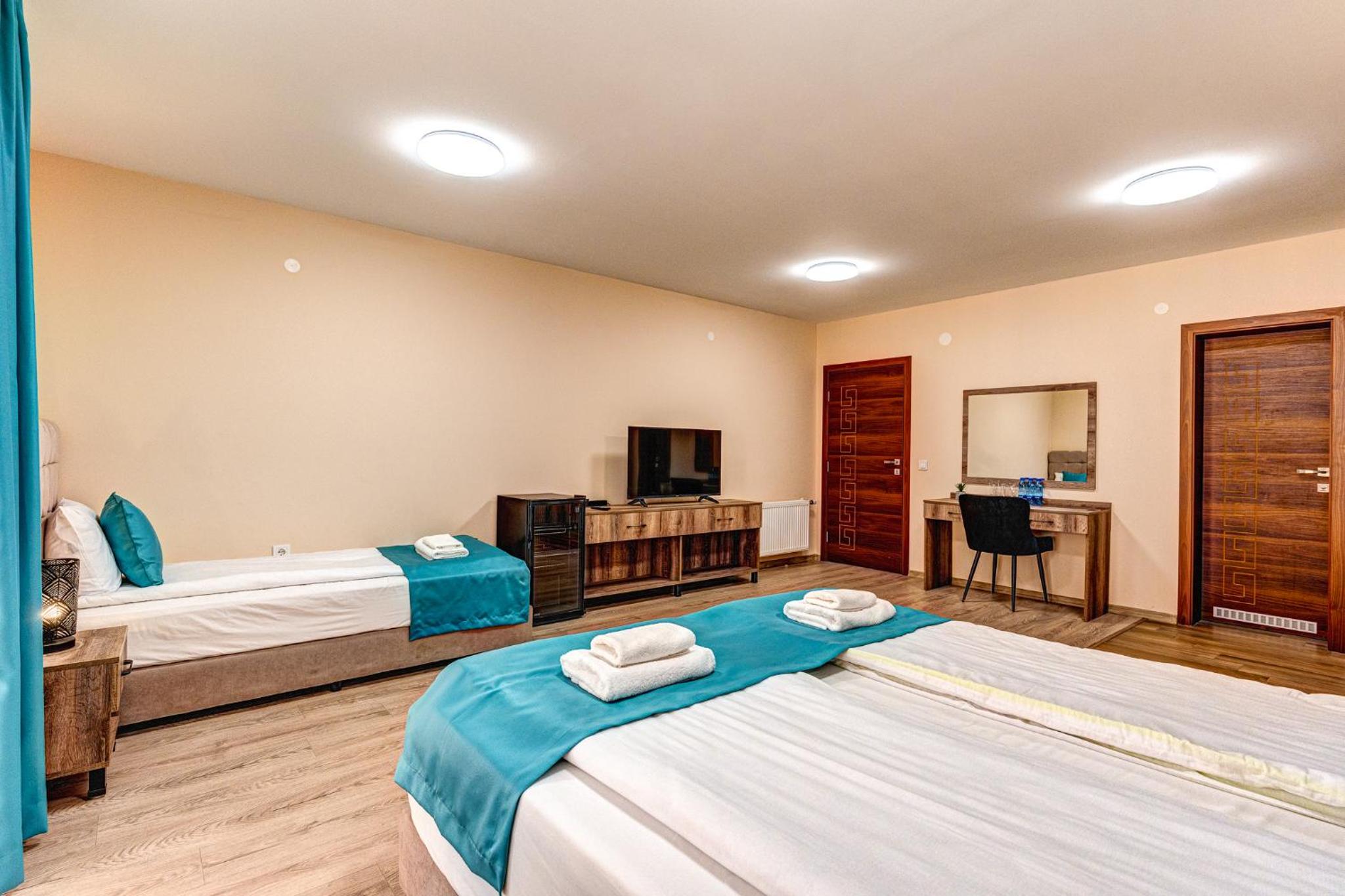 Triple Room with Terrace photo 3