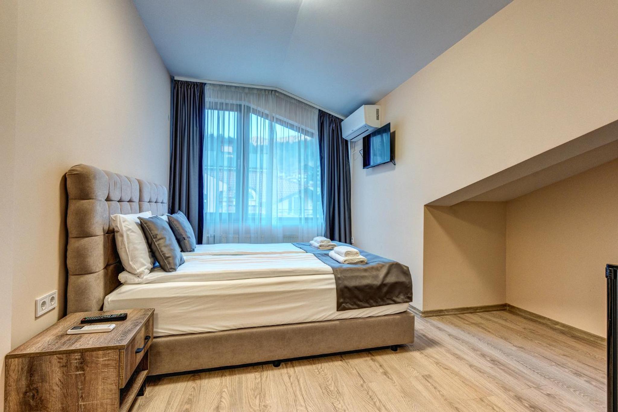 Deluxe Double Room photo 3