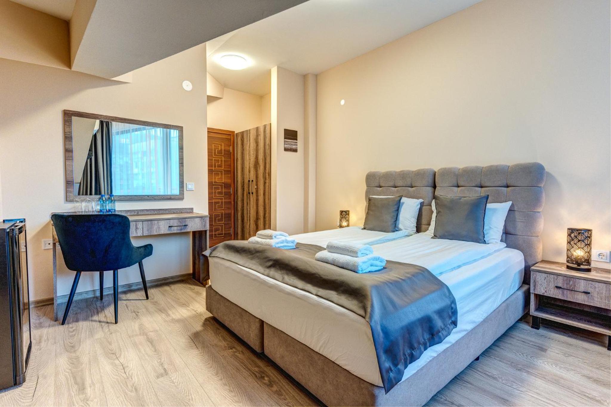 Double Room with Mountain View