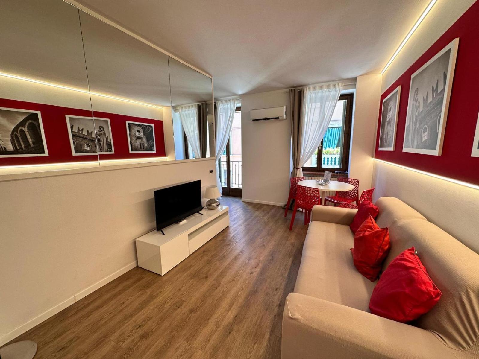 Juliet Studio Apartment - Via Laster 5