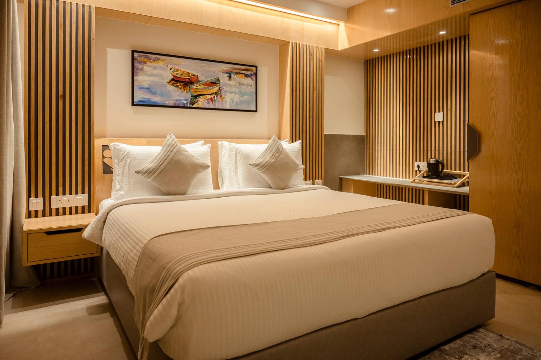 Deluxe Room - Photo 3