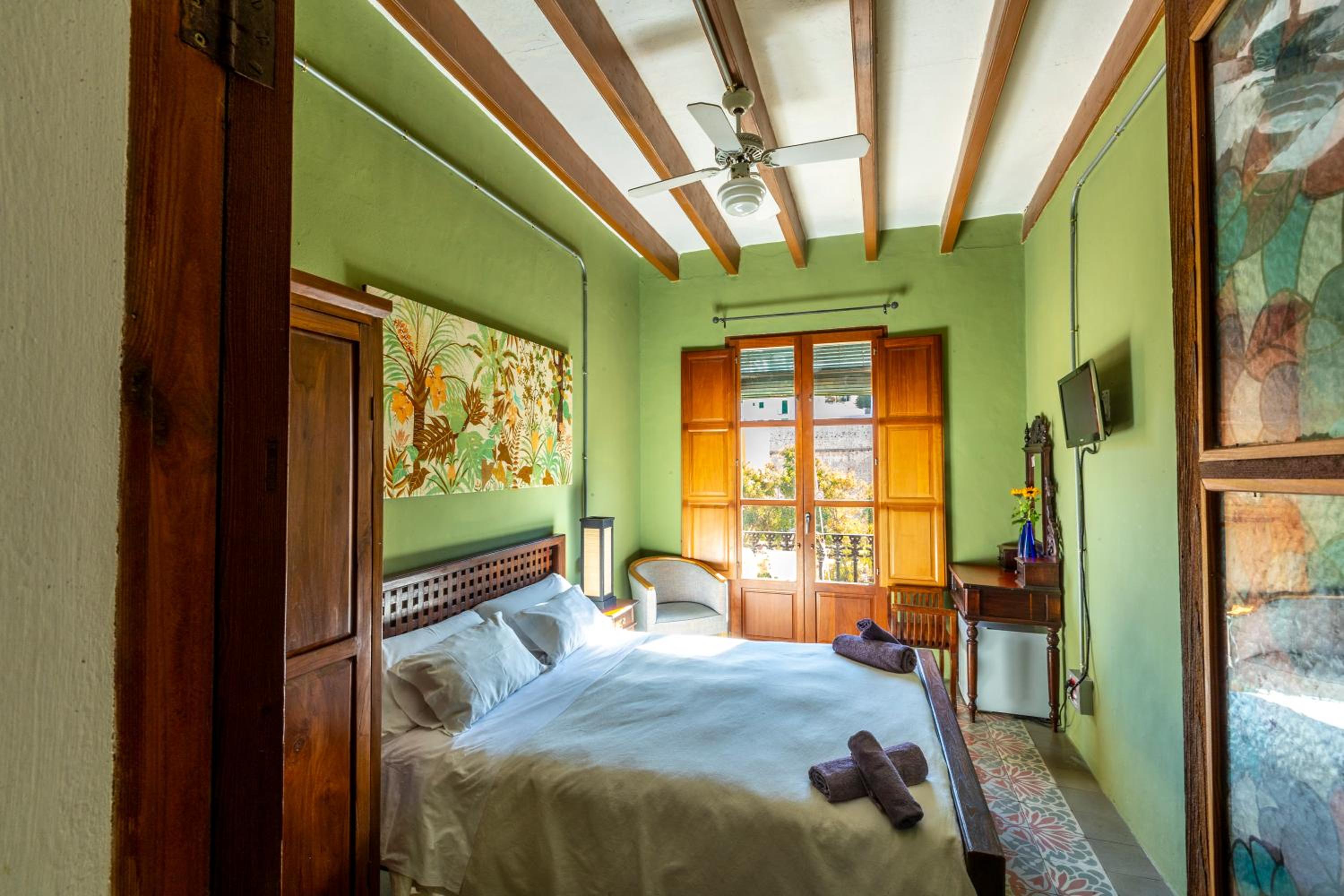 Habitación Doble con Vista a la Ciudad