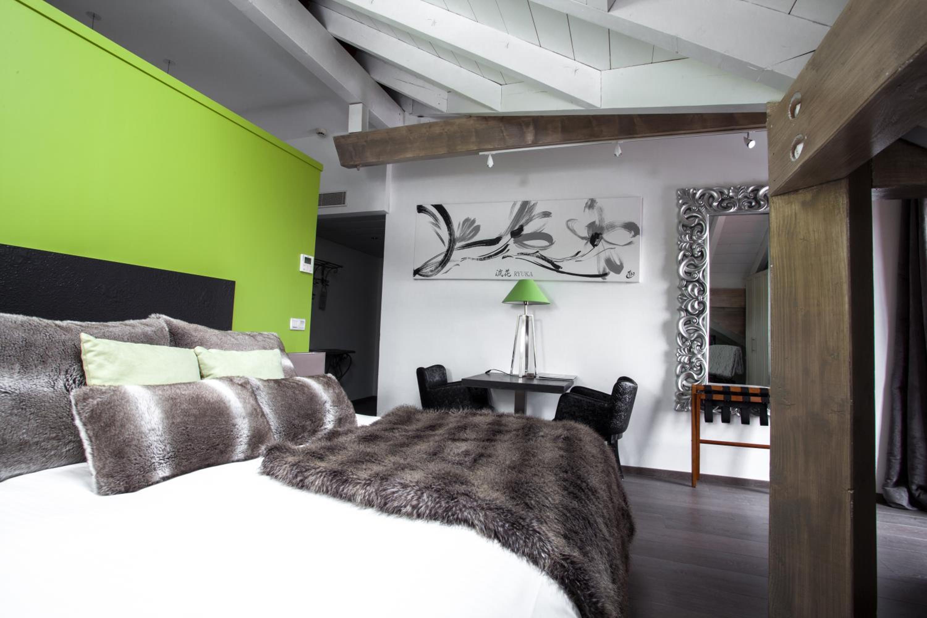 Deluxe Double Room - Photo 4