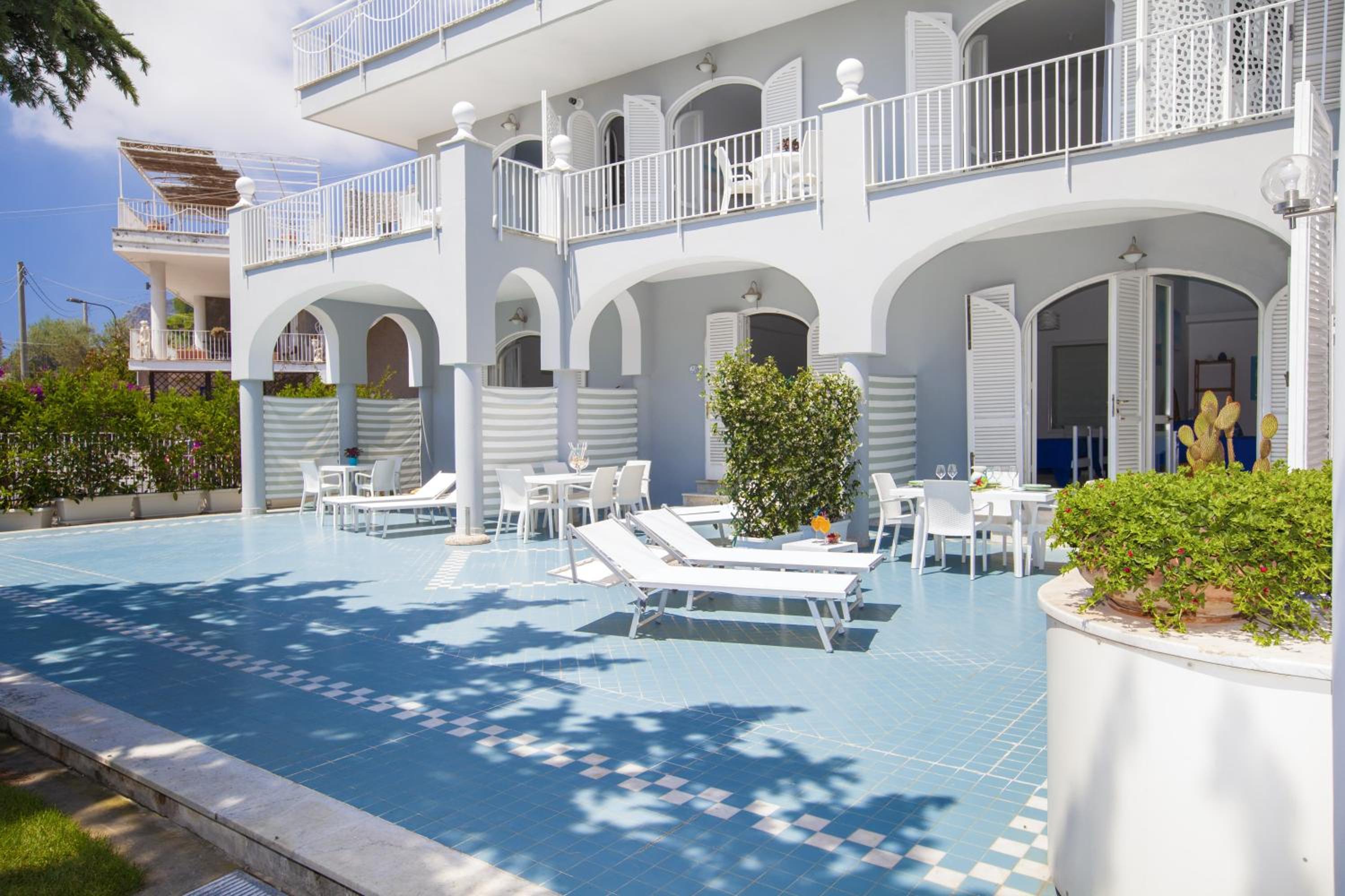 One-Bedroom Villa photo 2