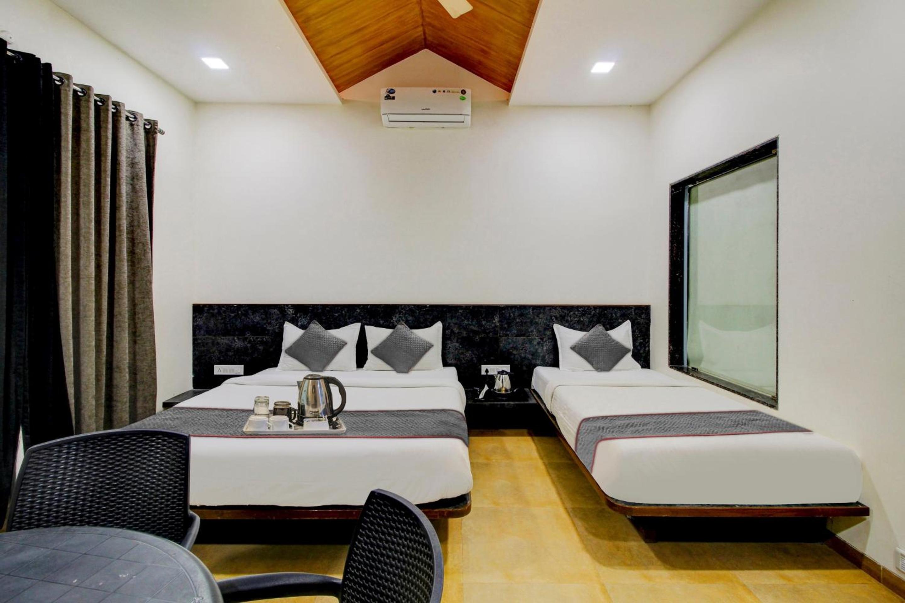 Deluxe Triple Room - Photo 5