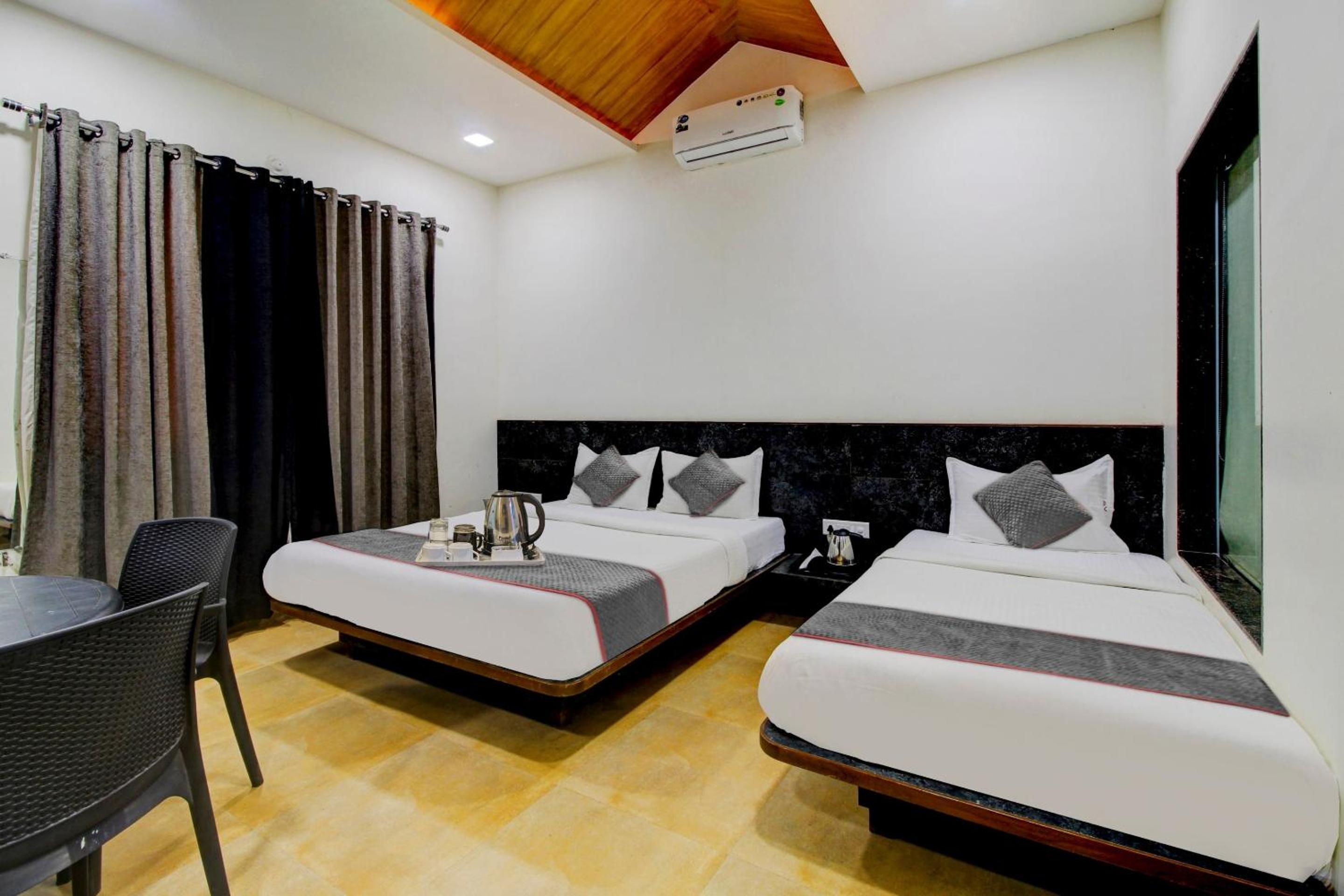 Deluxe Triple Room - Photo 7
