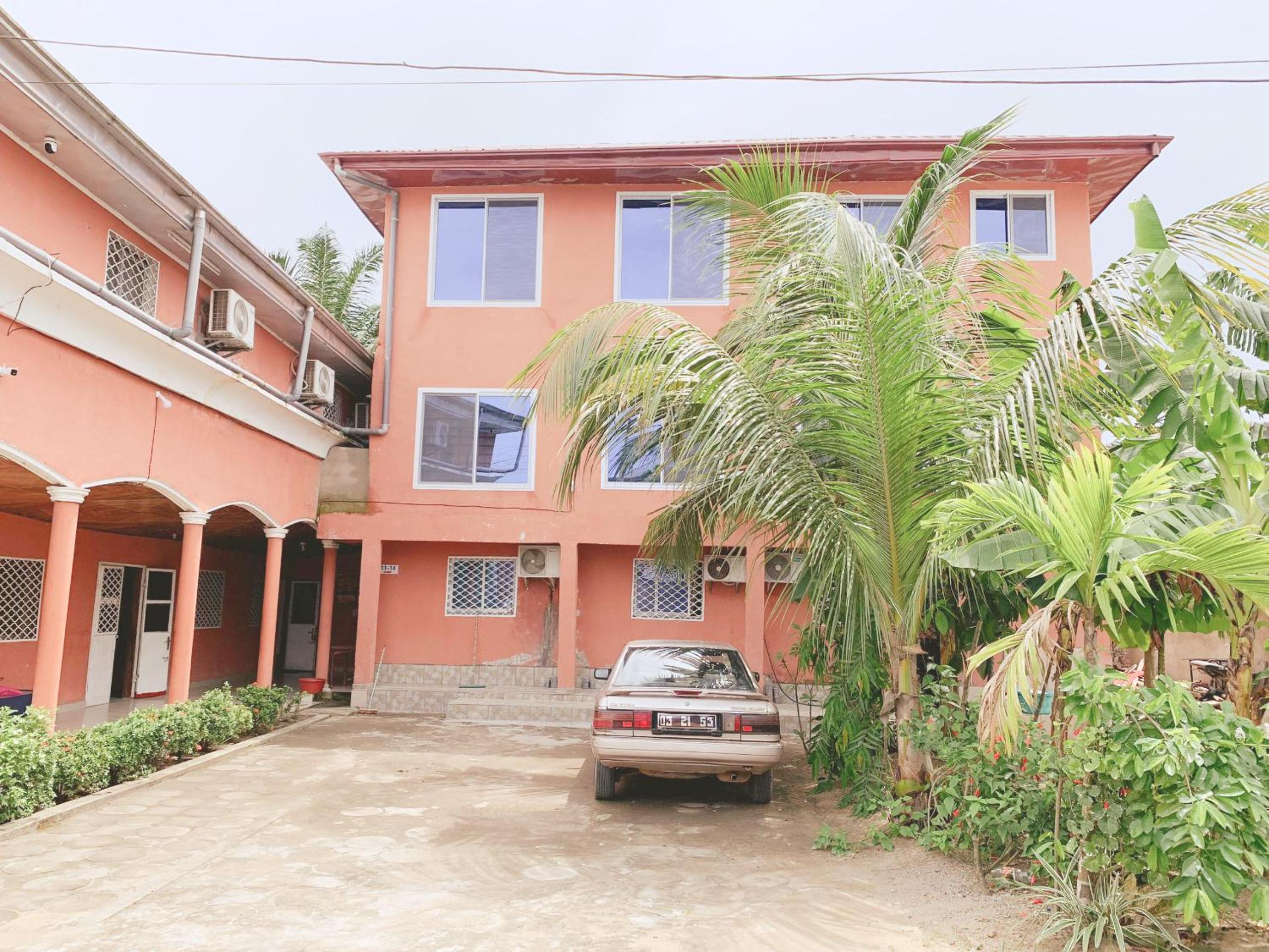 Deluxe Apartment