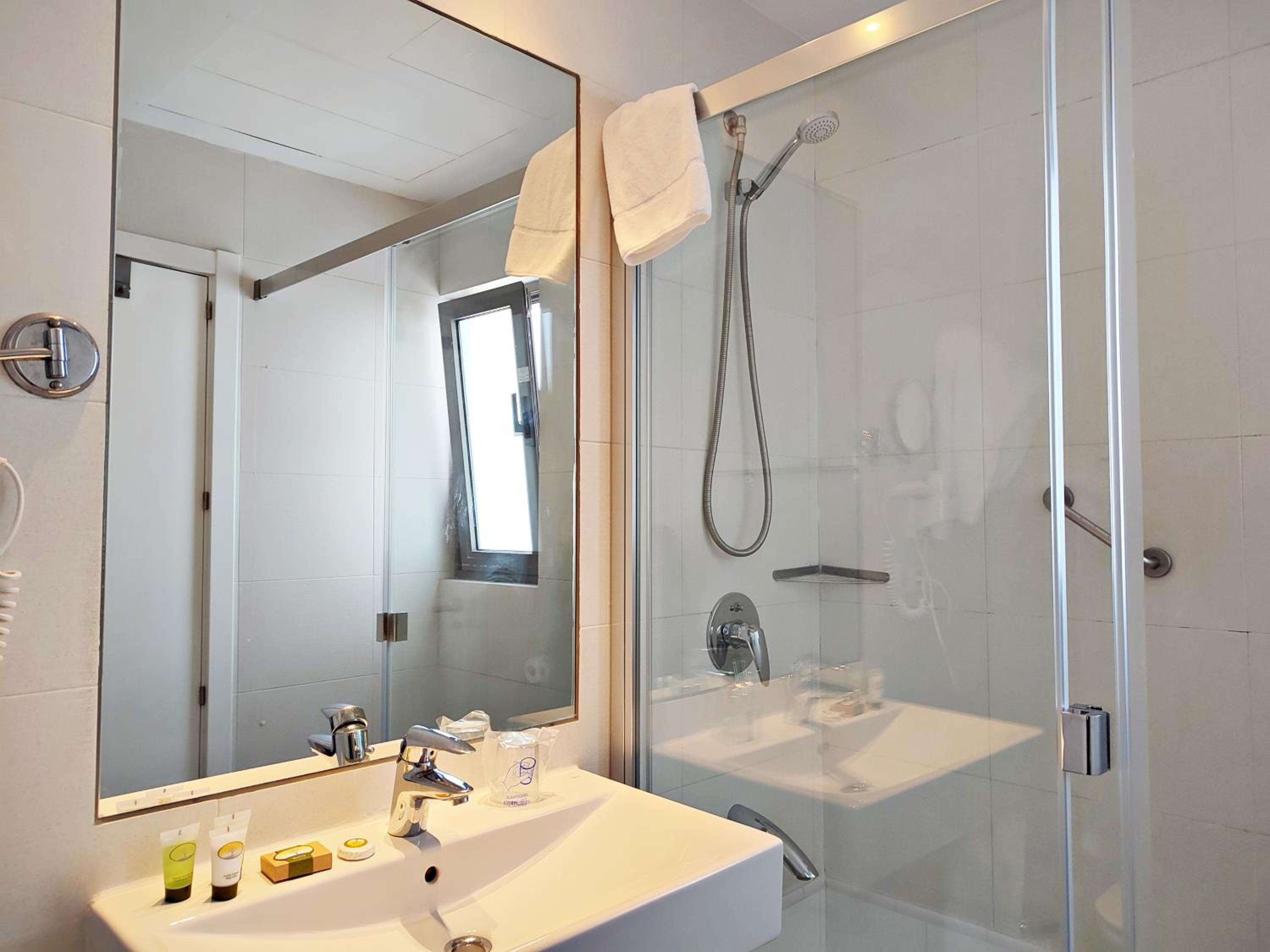 Small Penthouse - Photo 2