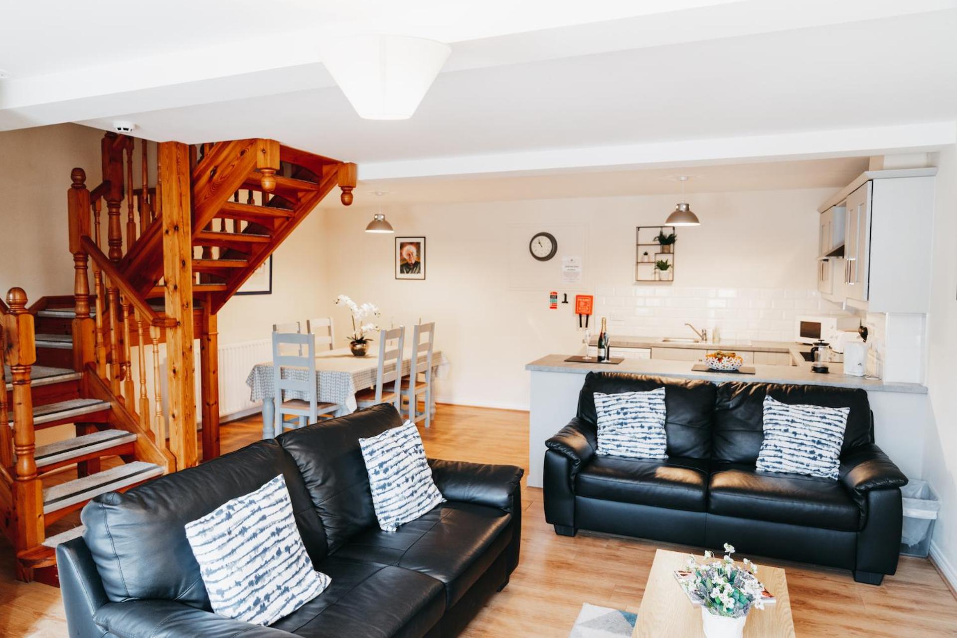 Three-Bedroom House photo 1