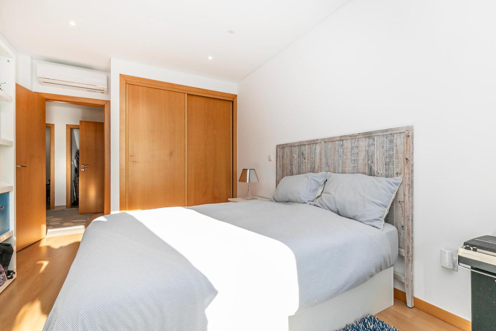 Double or Twin Room with Shared Bathroom photo 1