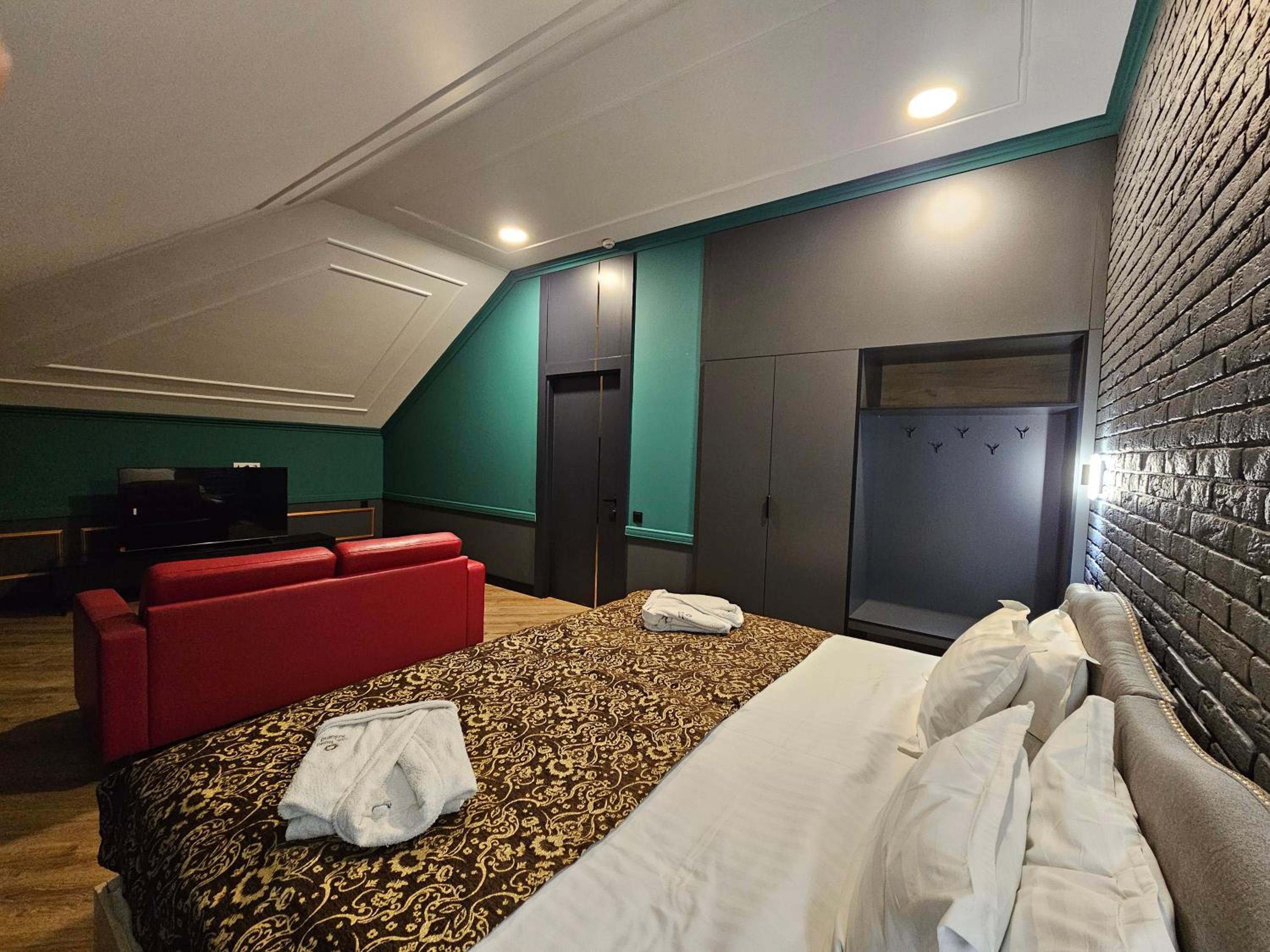 Executive Suite photo 3