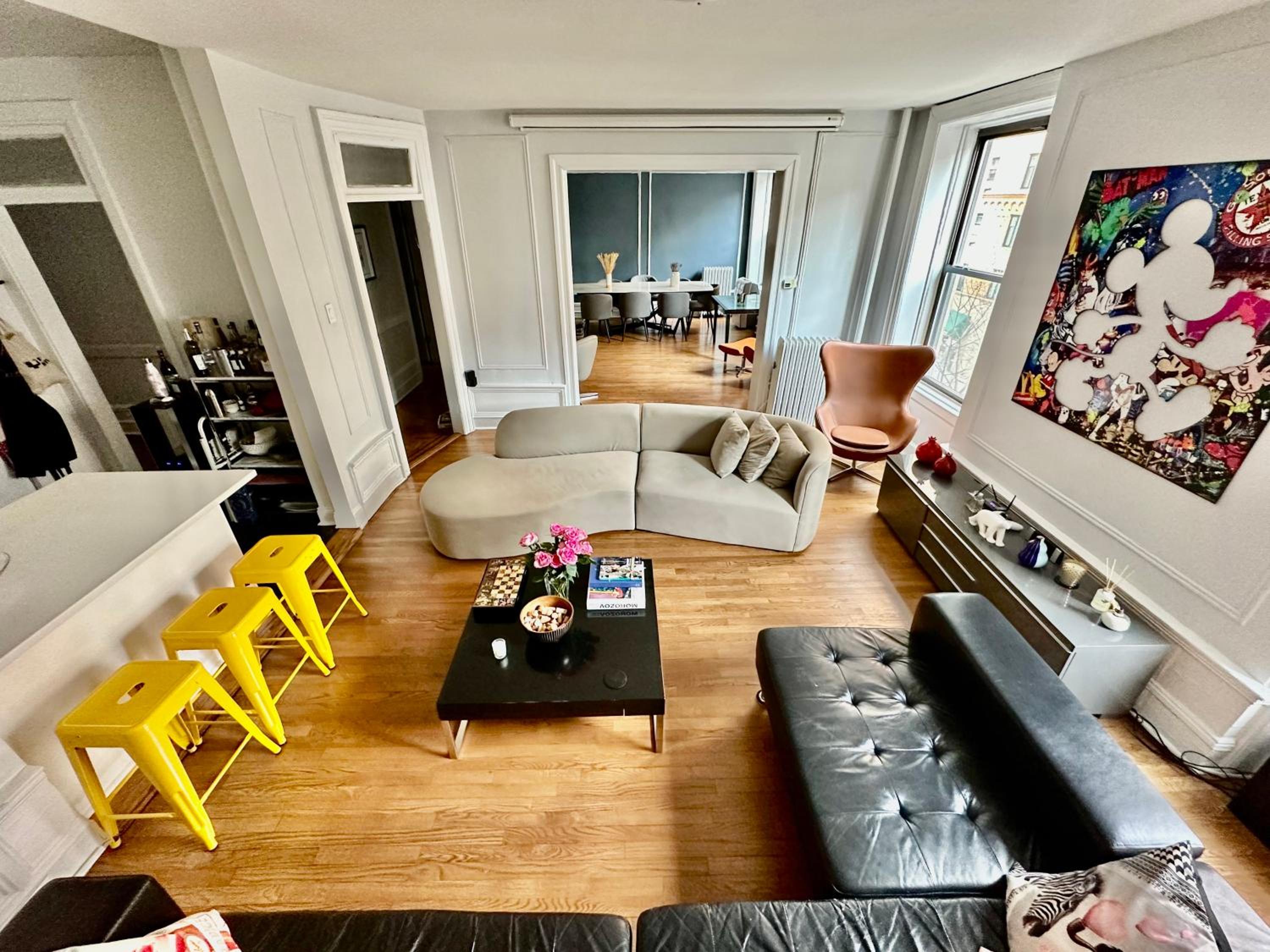 Three-Bedroom Apartment photo 1