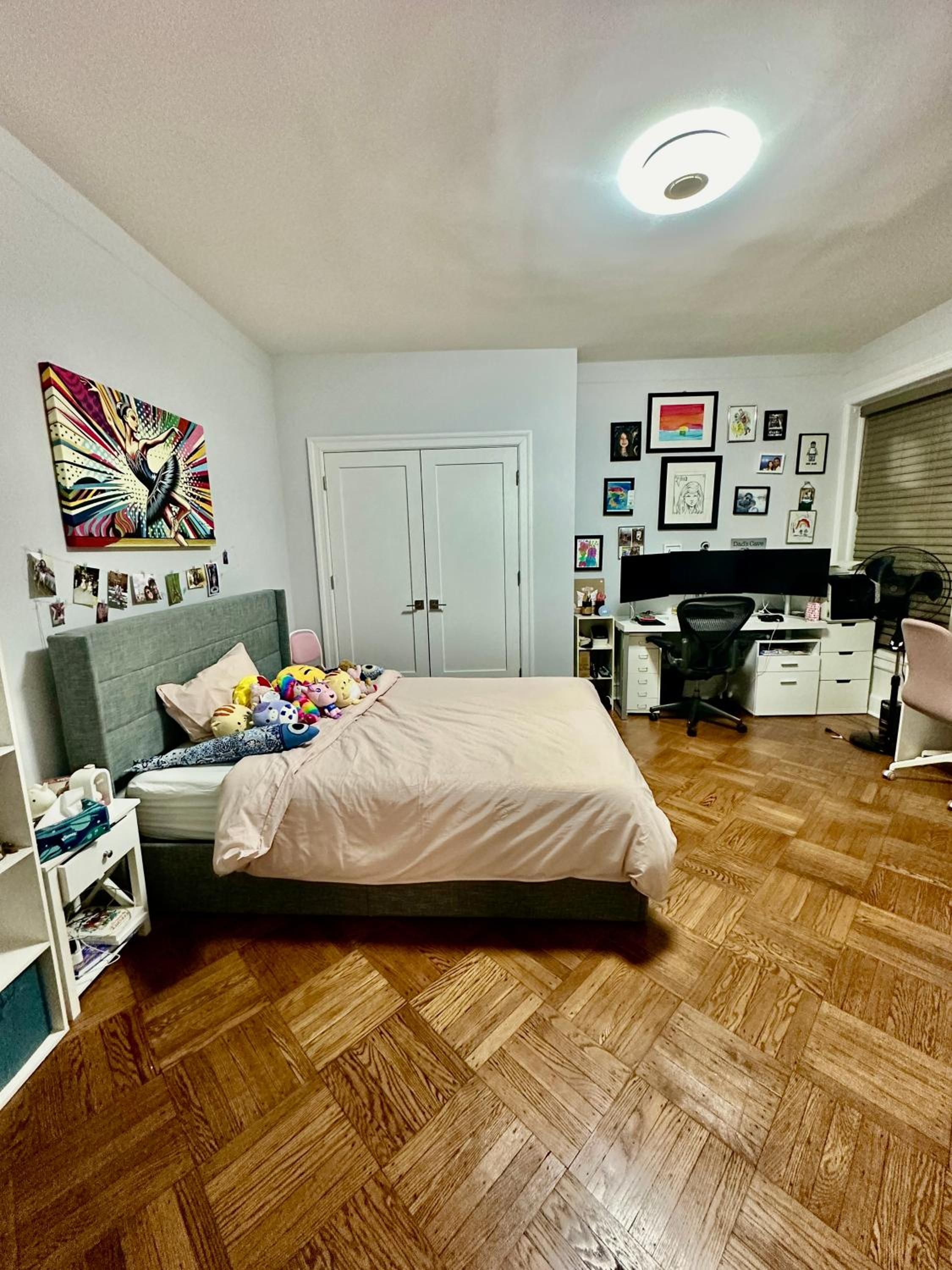 Three-Bedroom Apartment photo 3