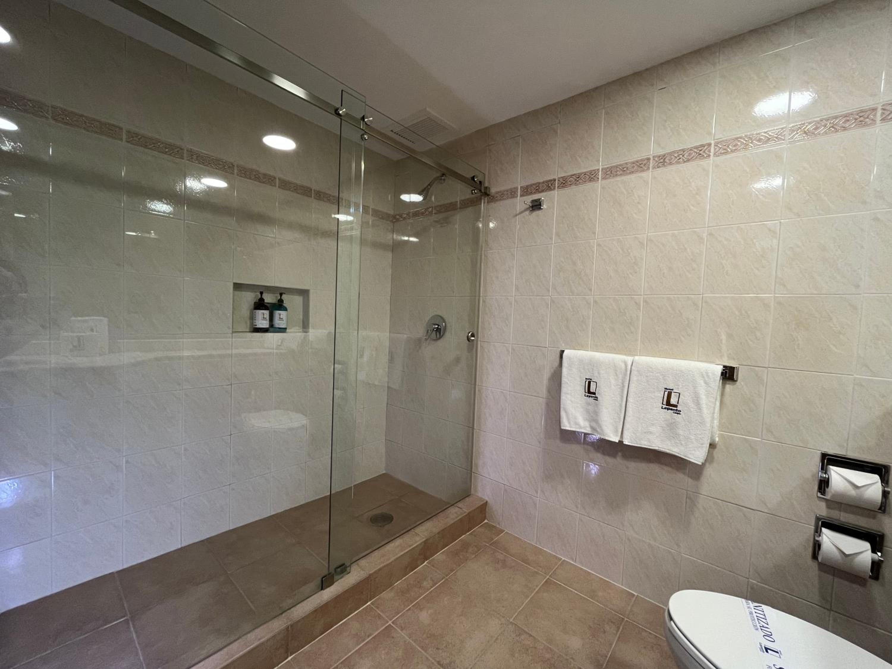 Deluxe Double Room - Photo 5
