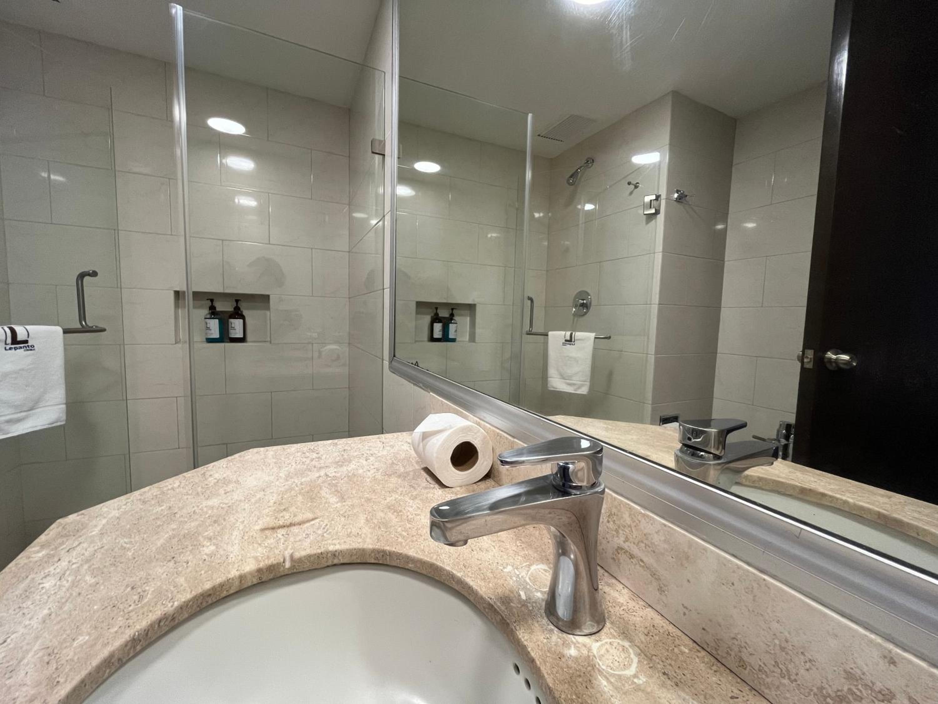 Deluxe Double Room - Photo 4