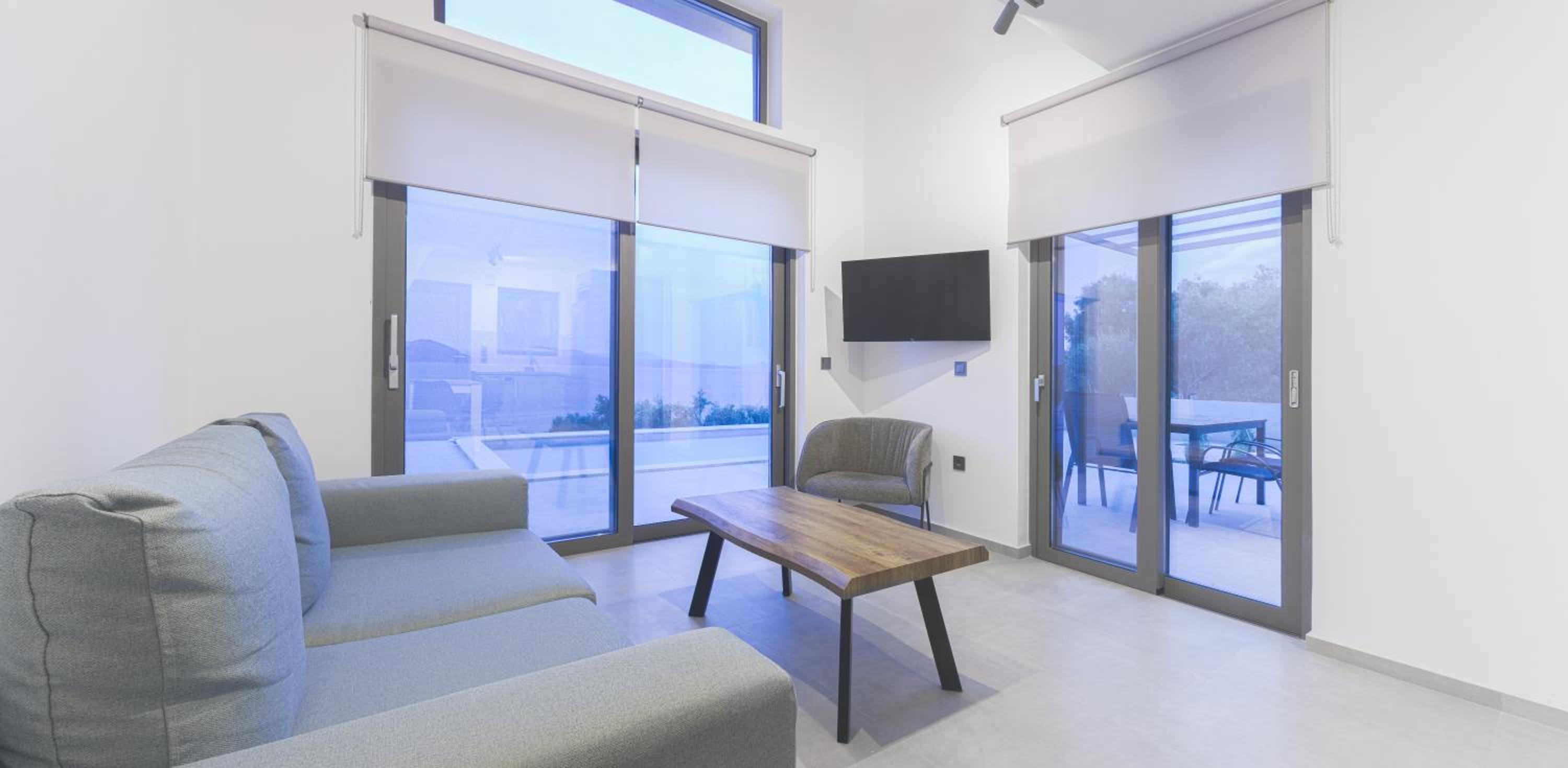 Deluxe Suite with Sea View photo 1