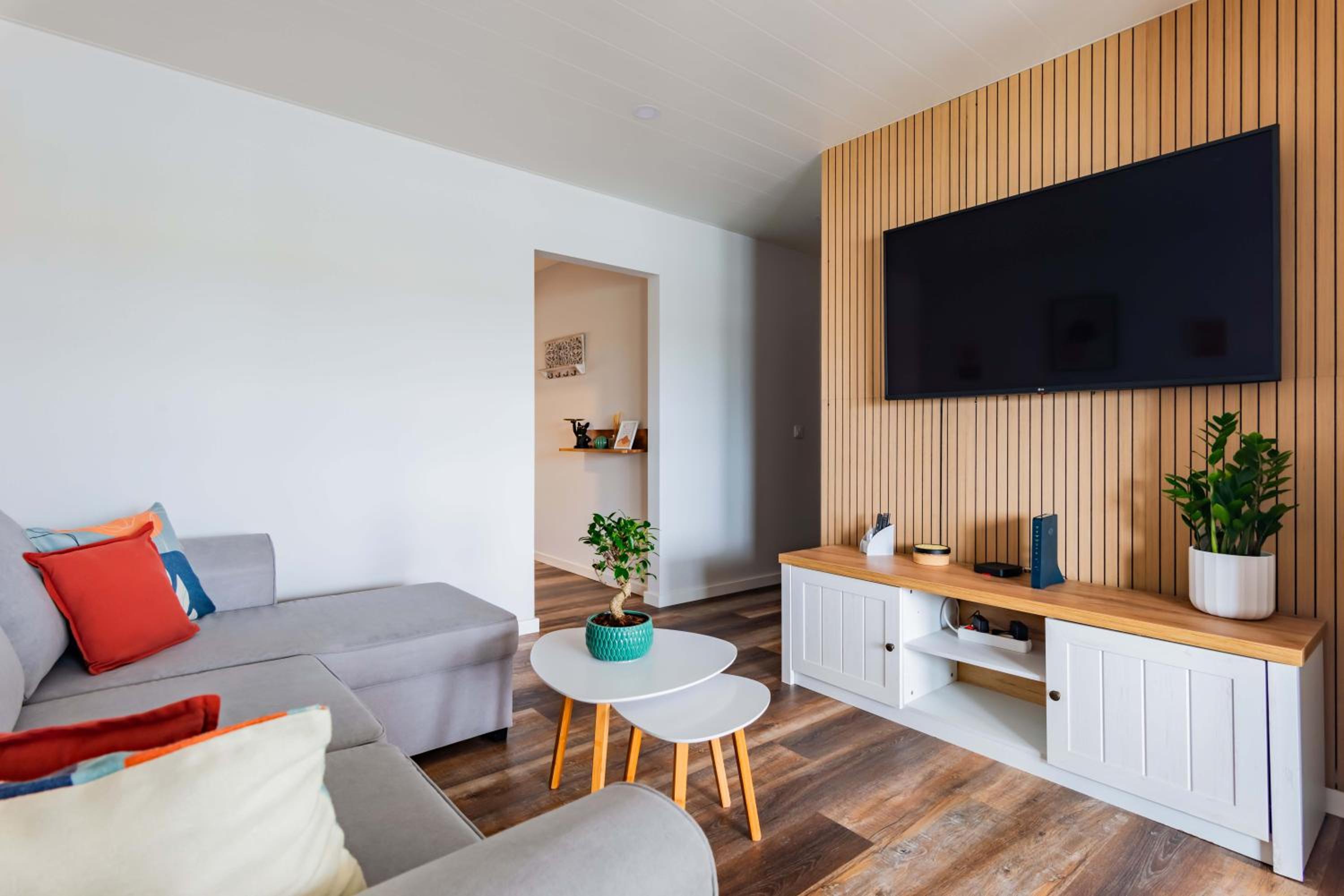 Apartment with Lake View photo 1