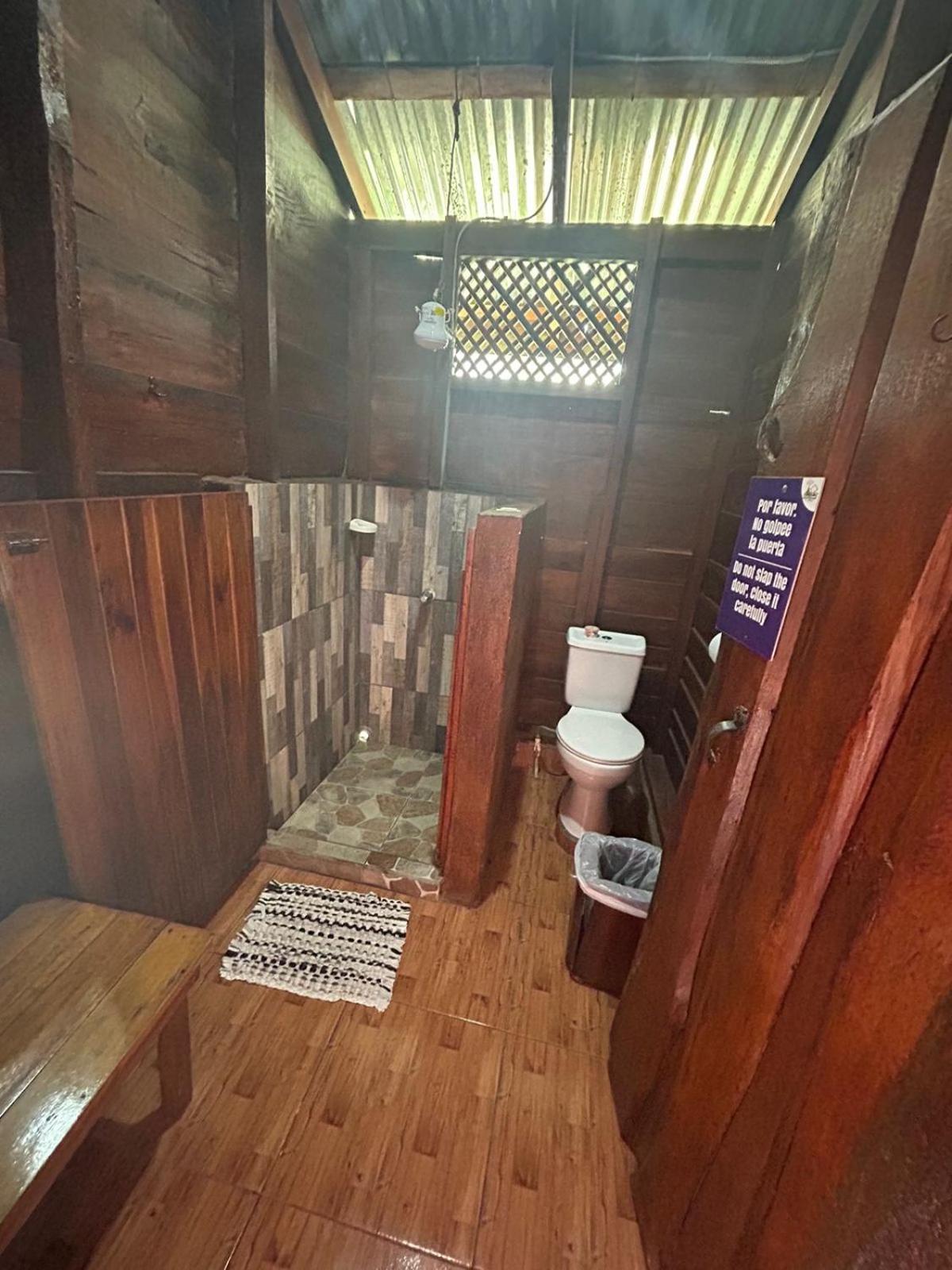 Standard Double Room with Shared Bathroom photo 3