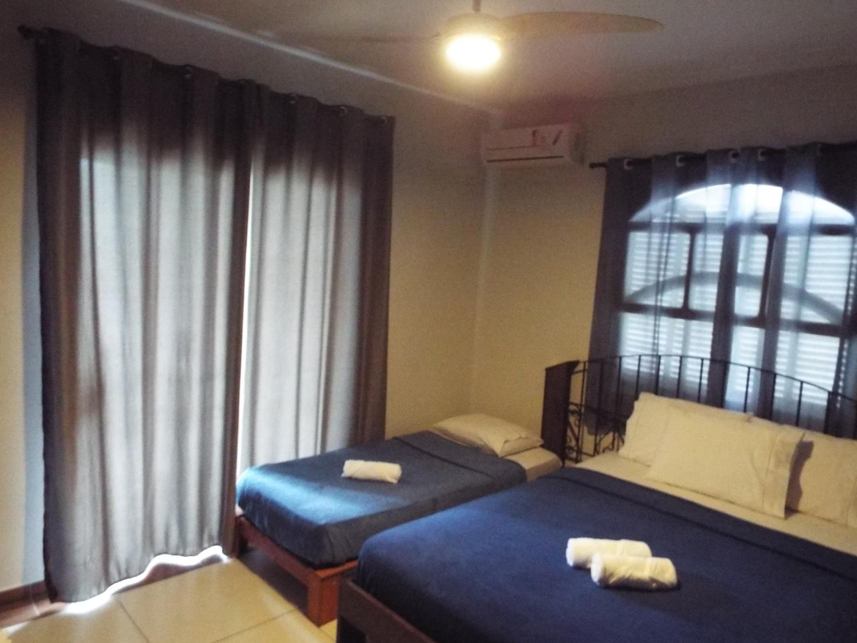 Quadruple Room with Sea View photo 3