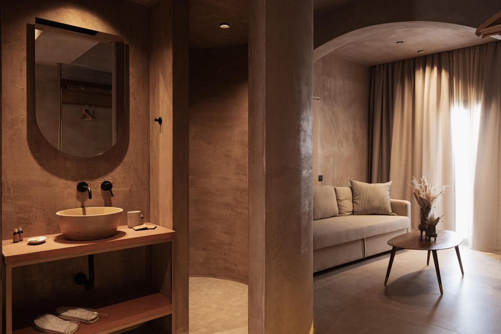 Deluxe Suite with Sea View photo 3
