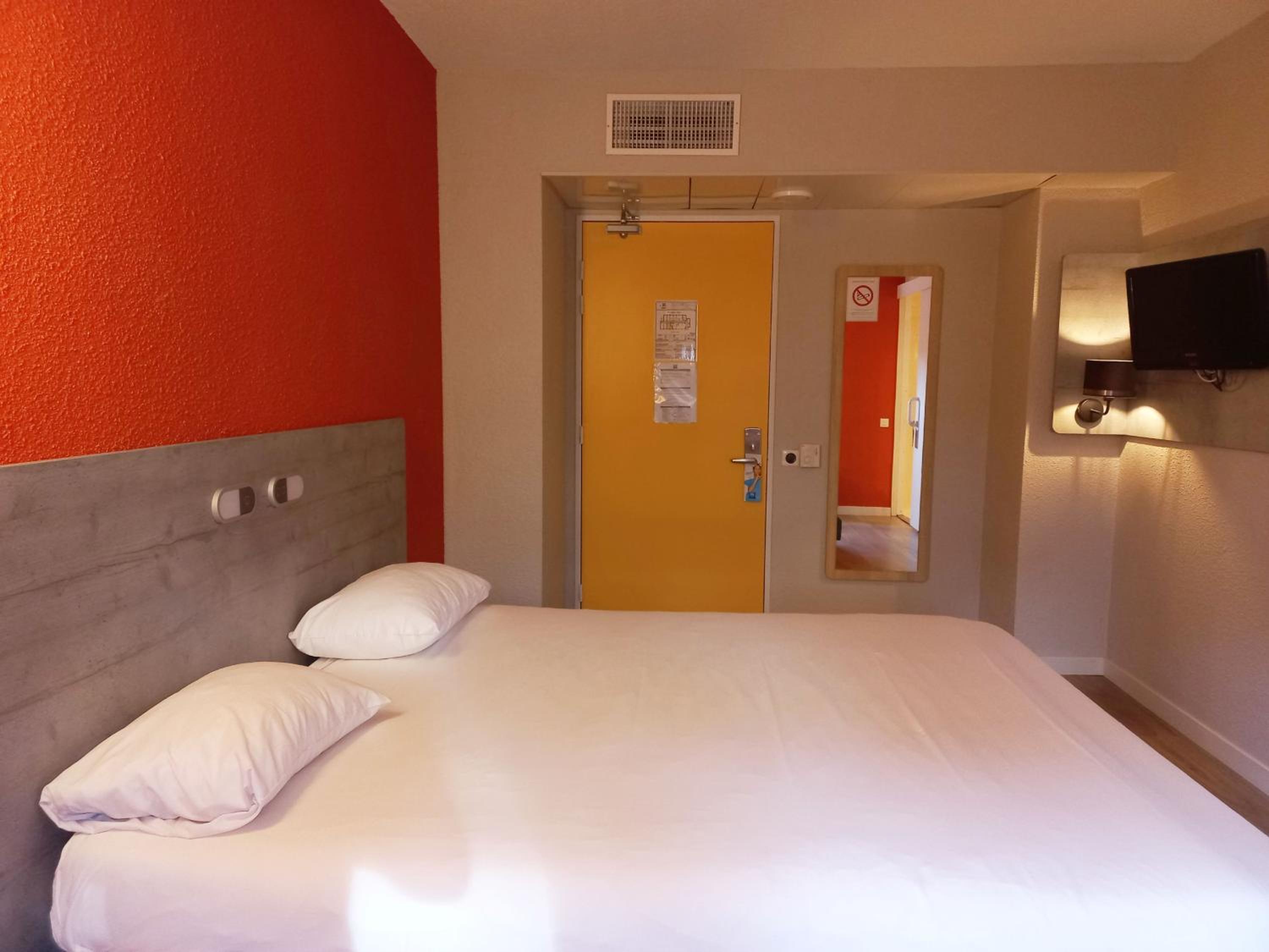 Double Room - Photo 4