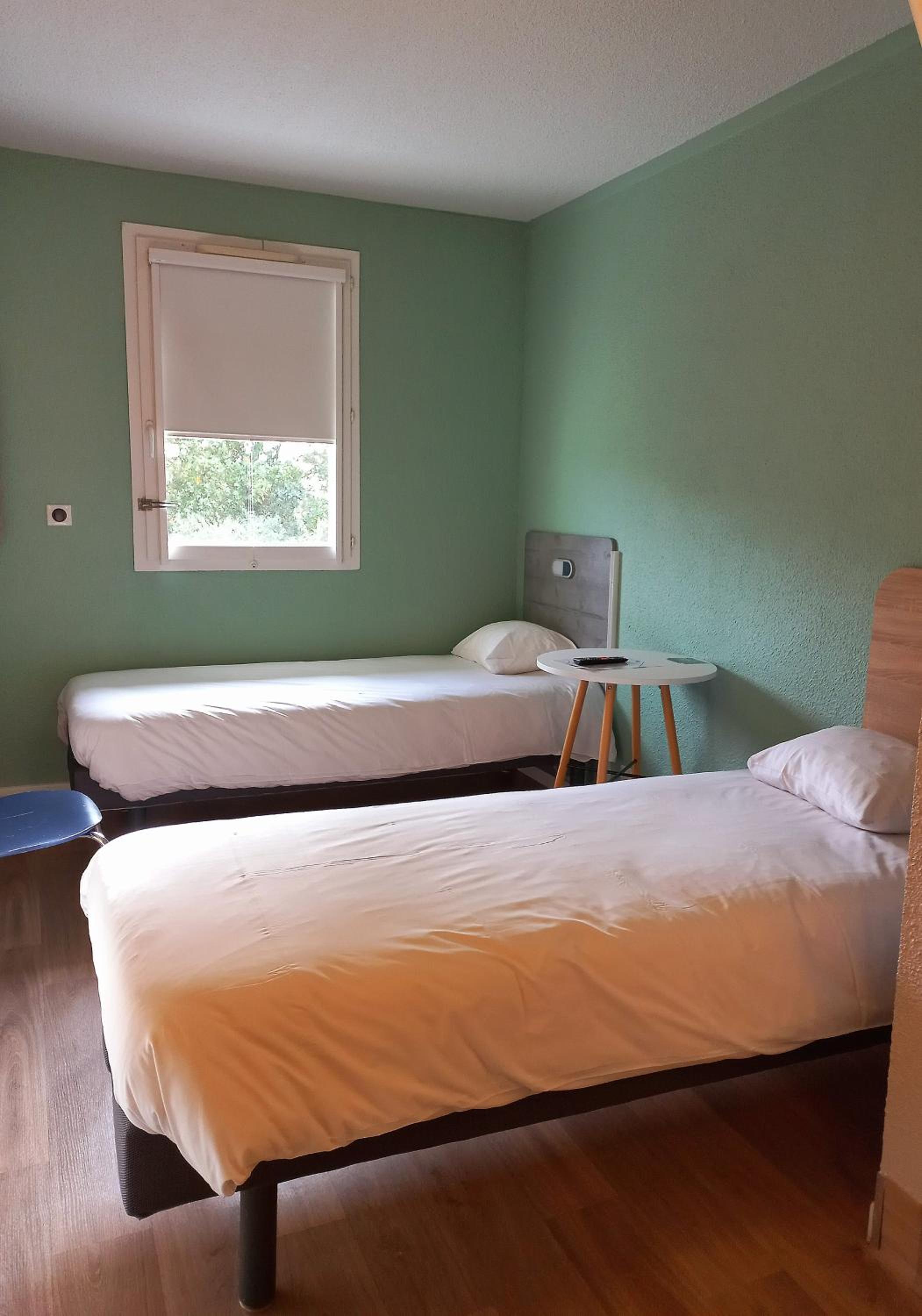 Classic Twin Room - Photo 1