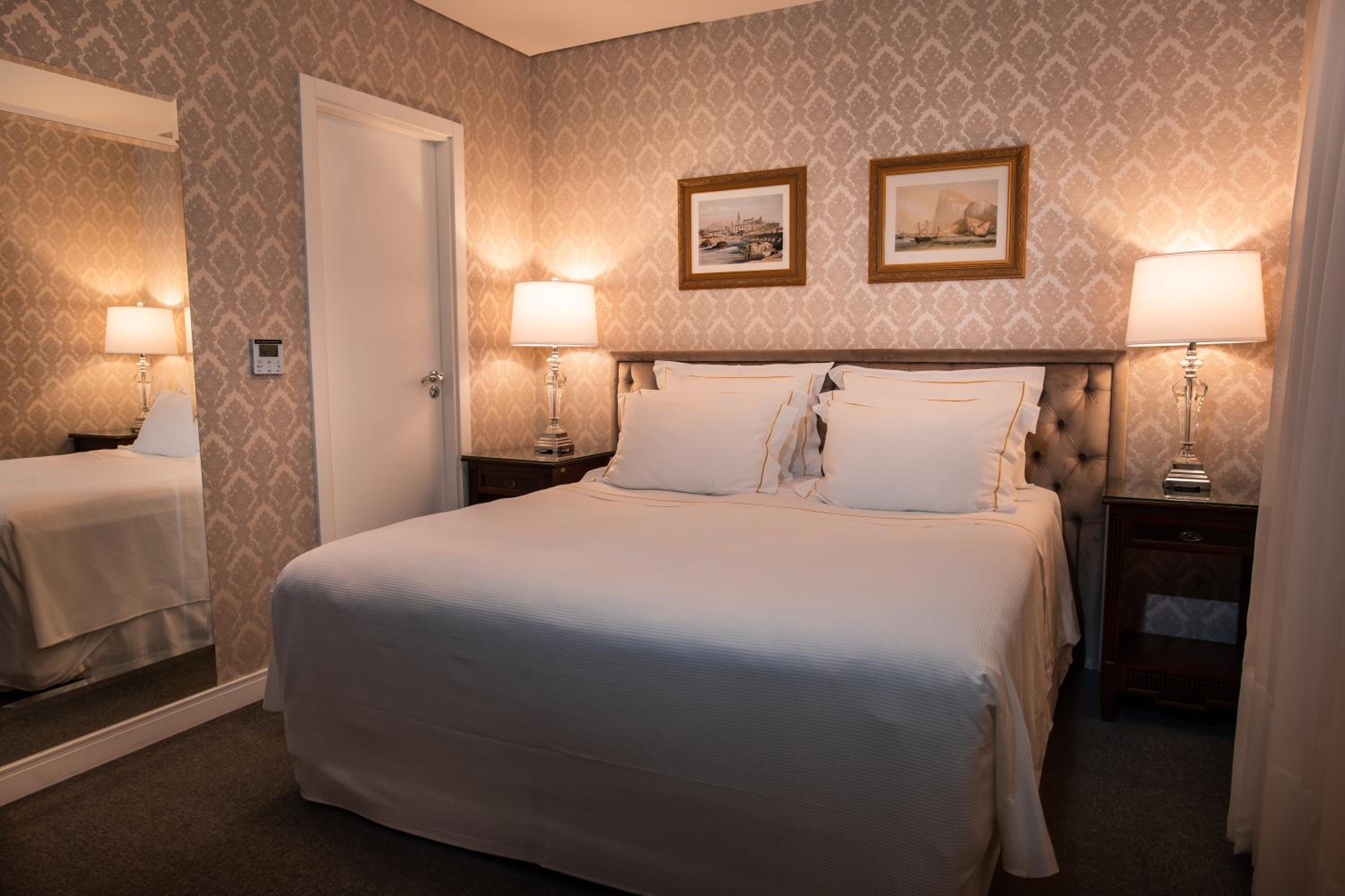 Two-Bedroom Suite photo 3