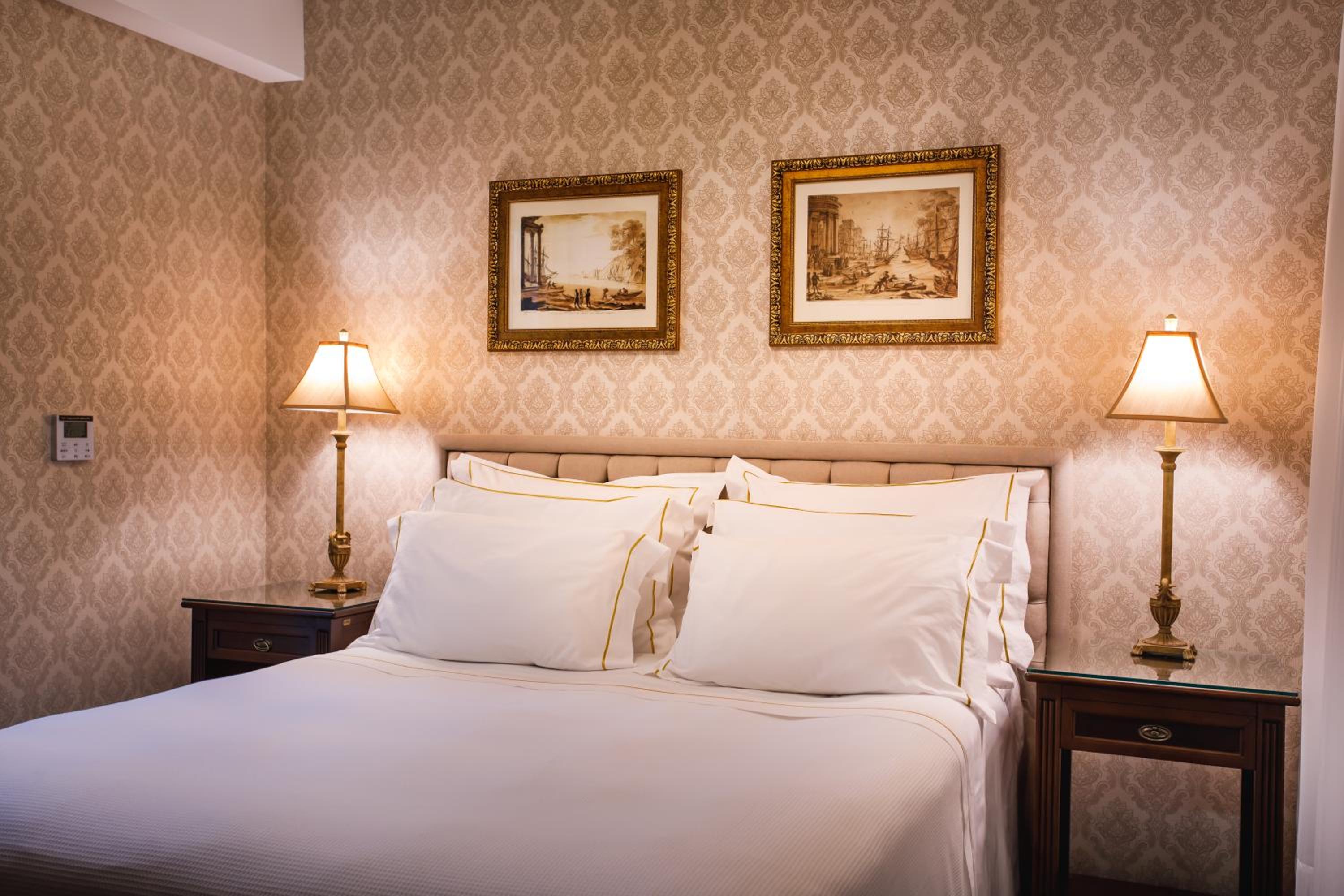 Two-Bedroom Suite photo 2