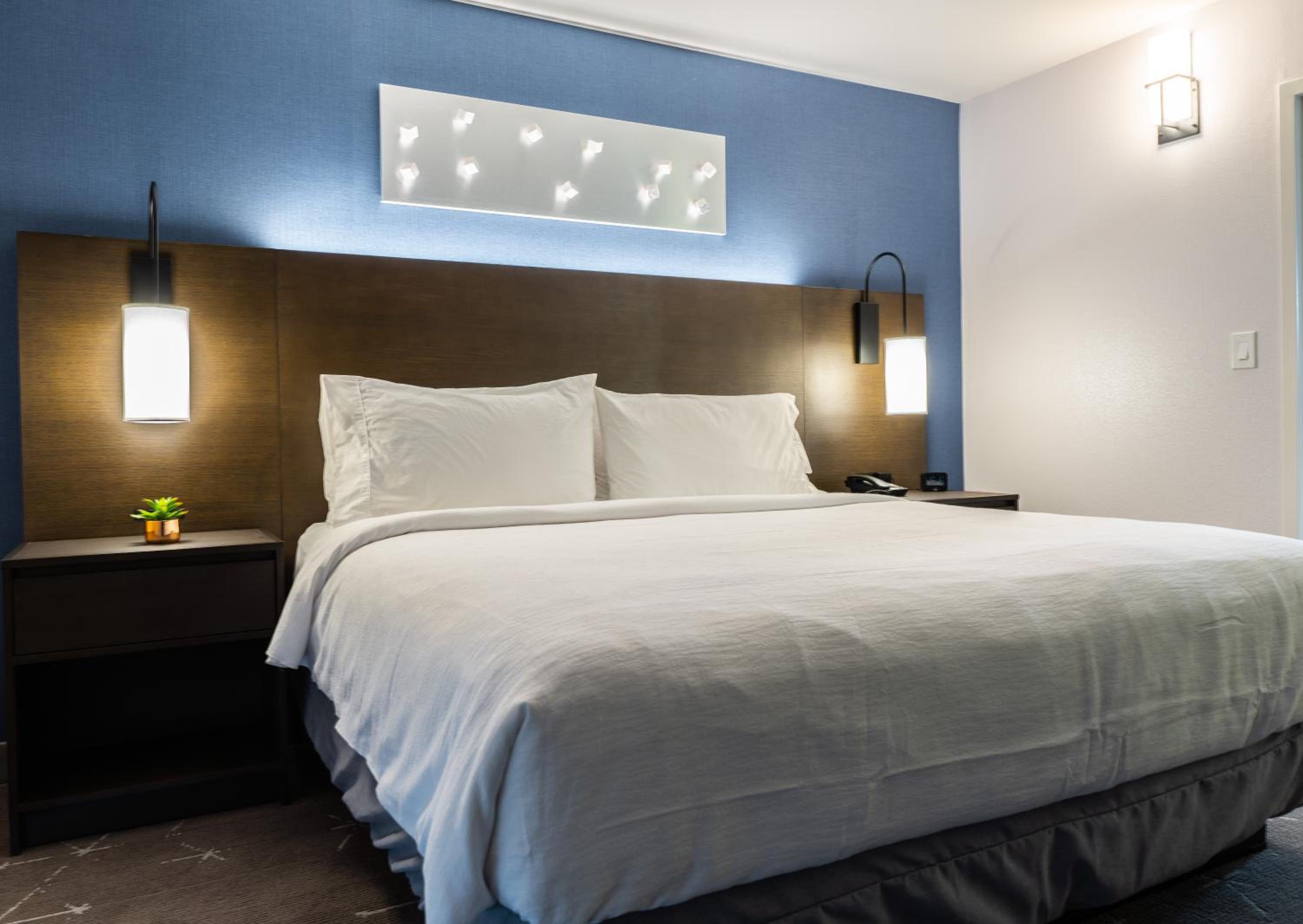Two-Room King Suite - Non-Smoking - Photo 6