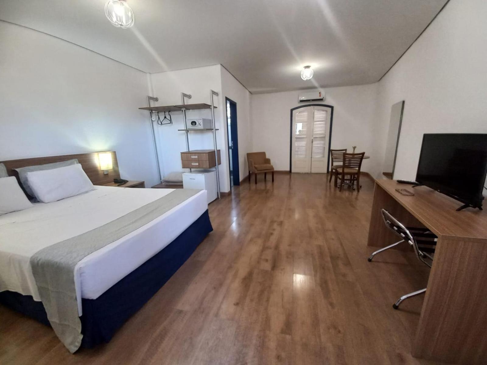 Deluxe Double Room - Photo 3