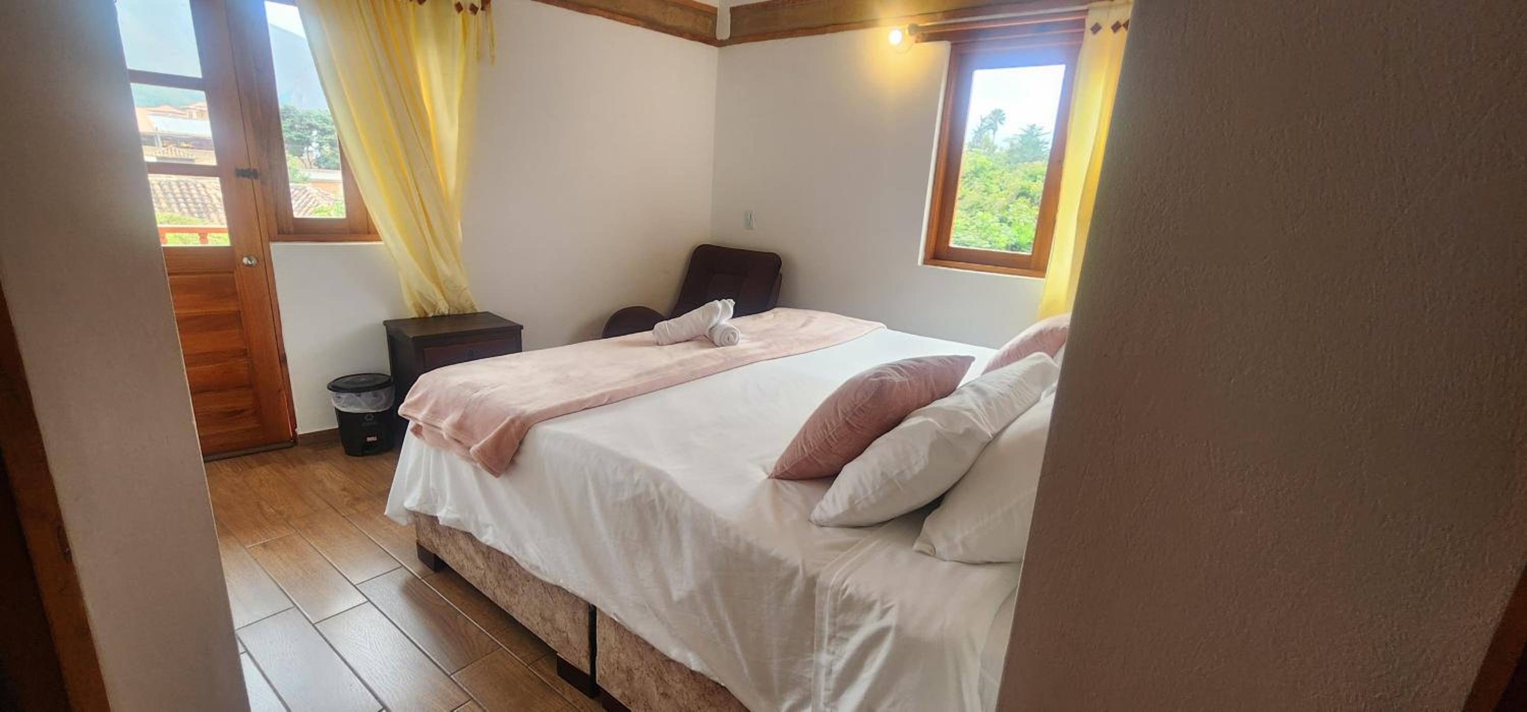 Deluxe Double Room with Balcony photo 2