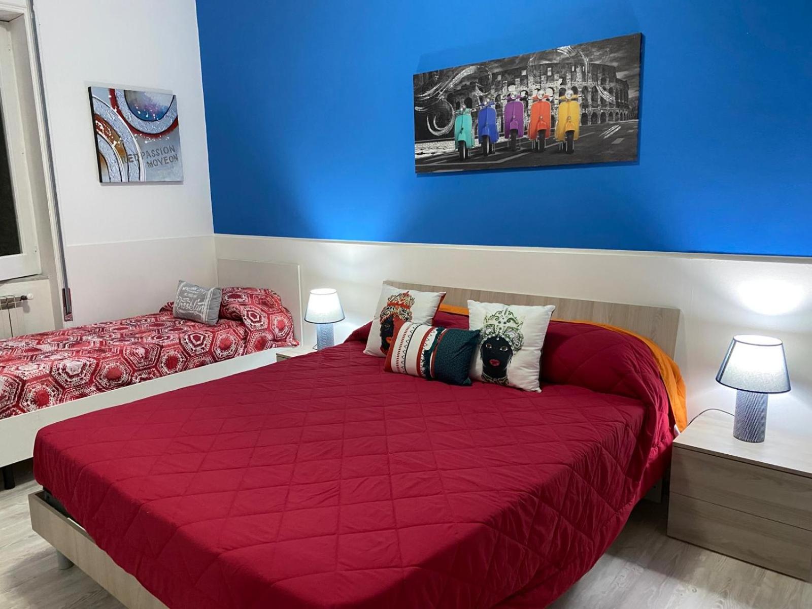 One-Bedroom Apartment photo 2