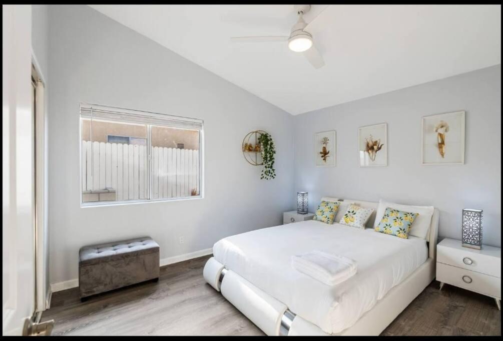 Three-Bedroom House photo 1