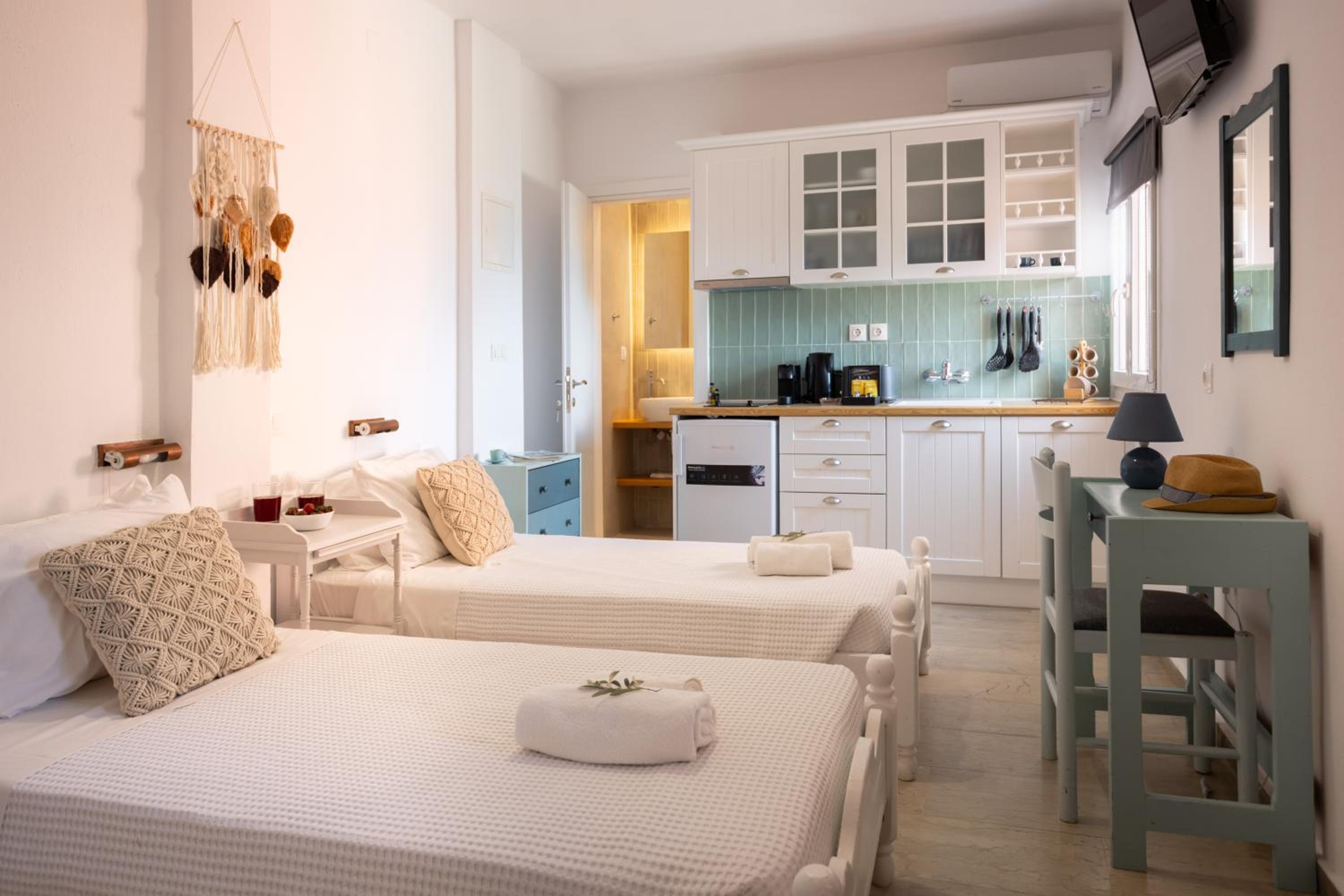 Superior Triple Room with Balcony and Sea View