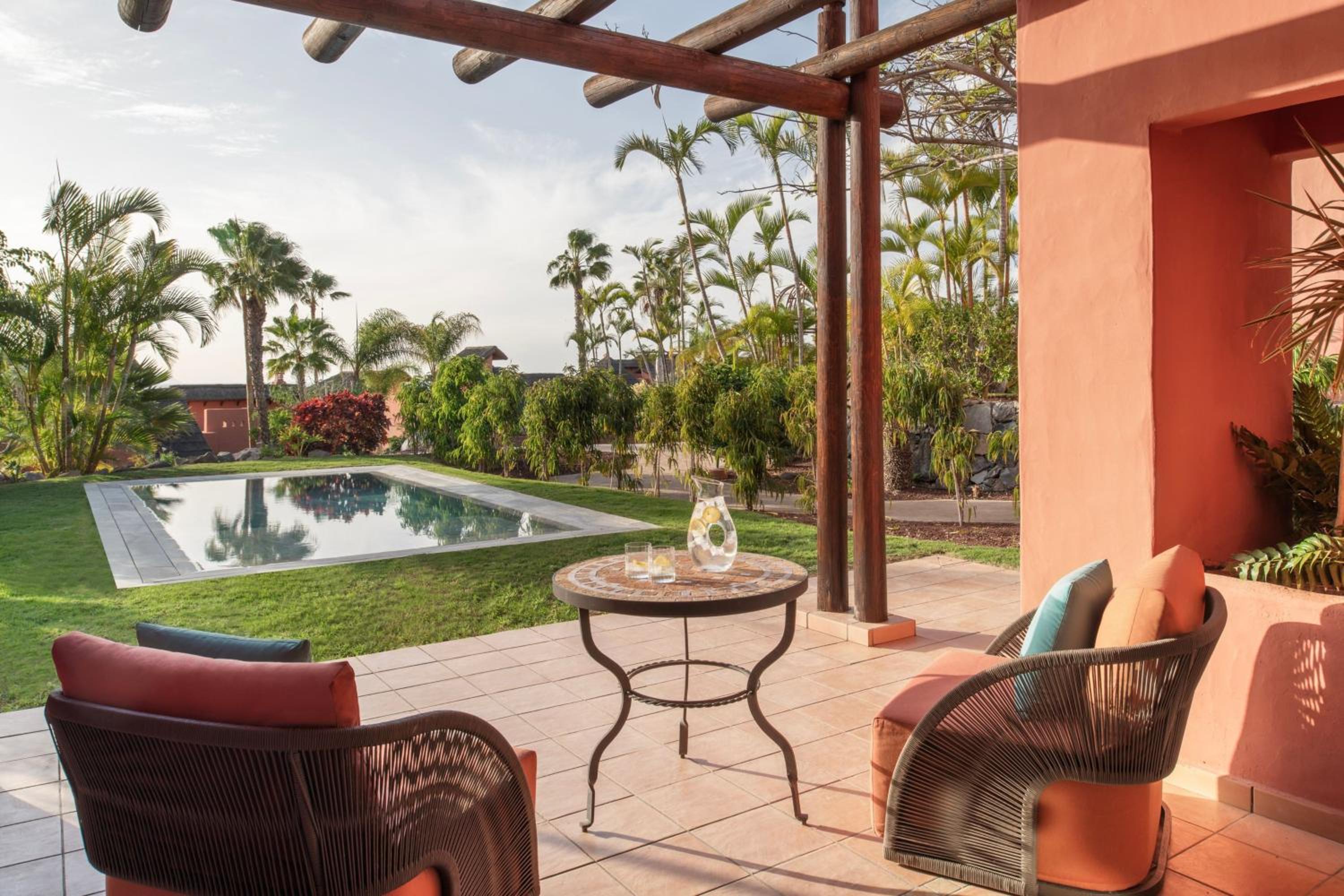 Club Retreat Room with Garden View - Adults Only/Club Lounge Access