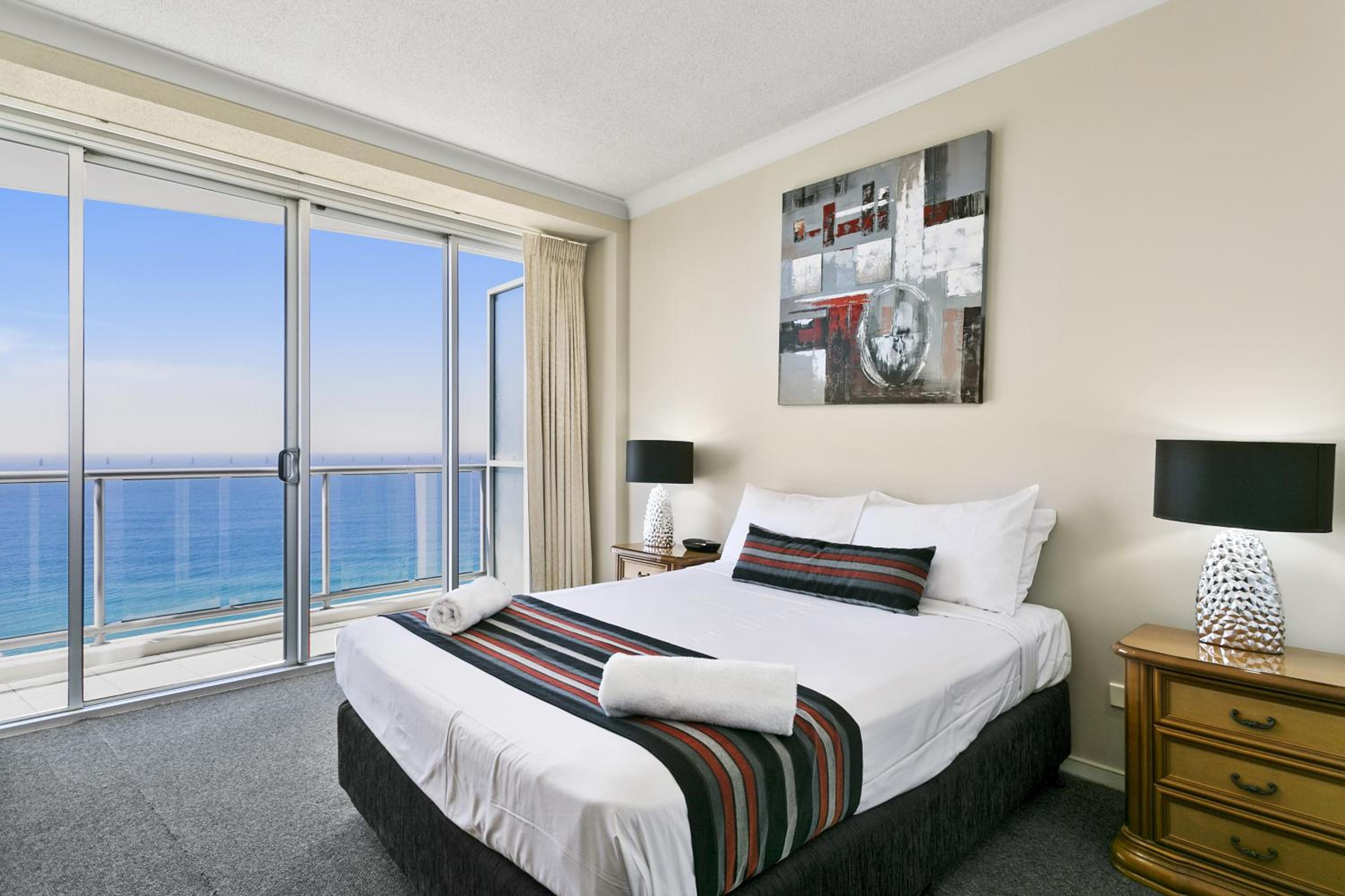 Three-Bedroom Sub Penthouse