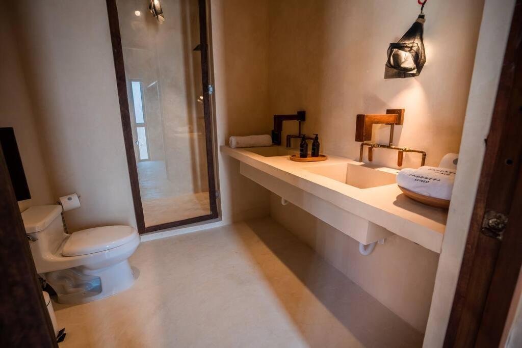 Villa photo 2