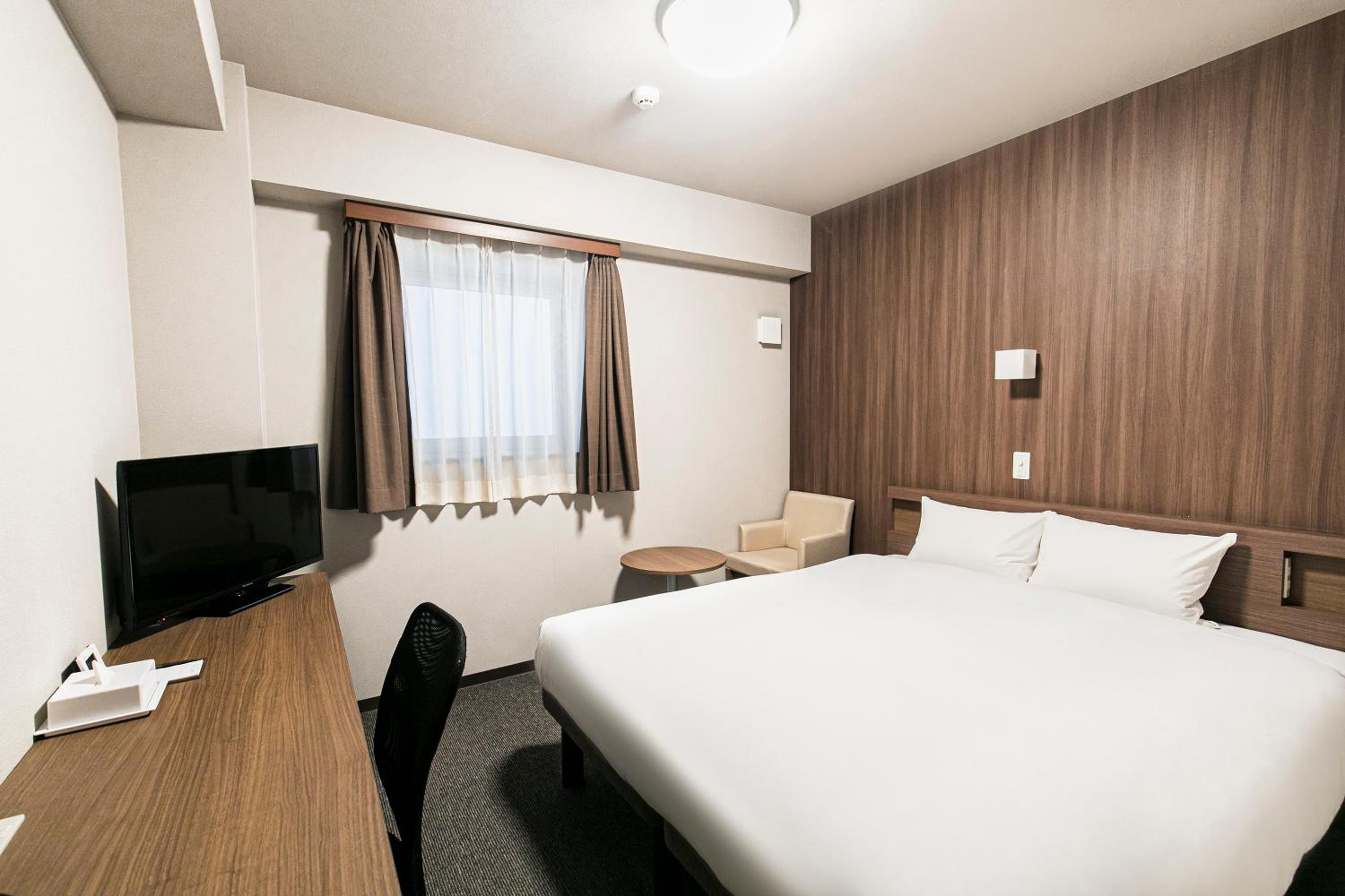 Double Room with Bathroom - Non-Smoking  - Photo 4