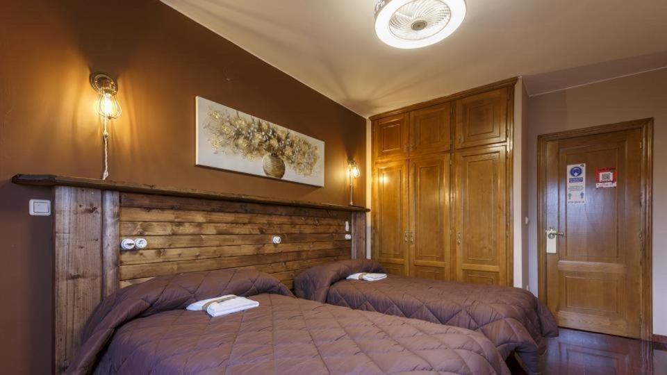 Deluxe Queen Room photo 2