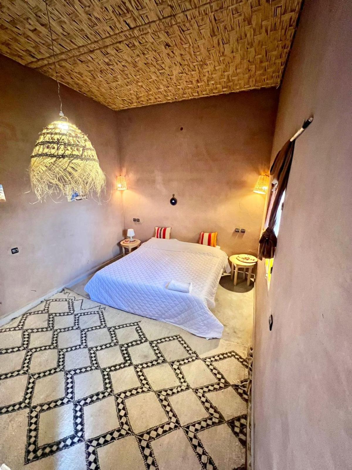 Deluxe Double Room with Shower - Photo 1