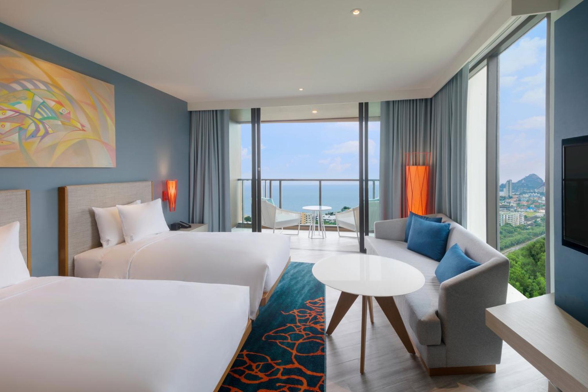 Standard Twin Room with Ocean View thumbnail 6