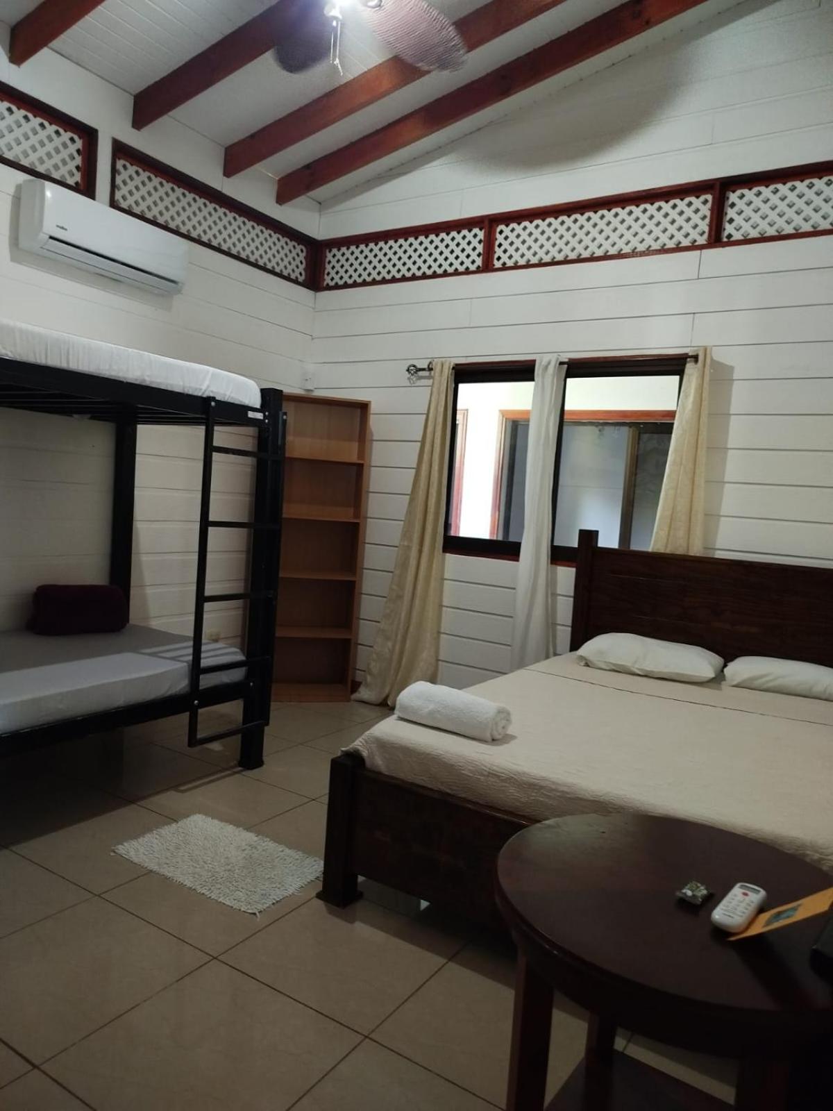 Quadruple Room photo 2