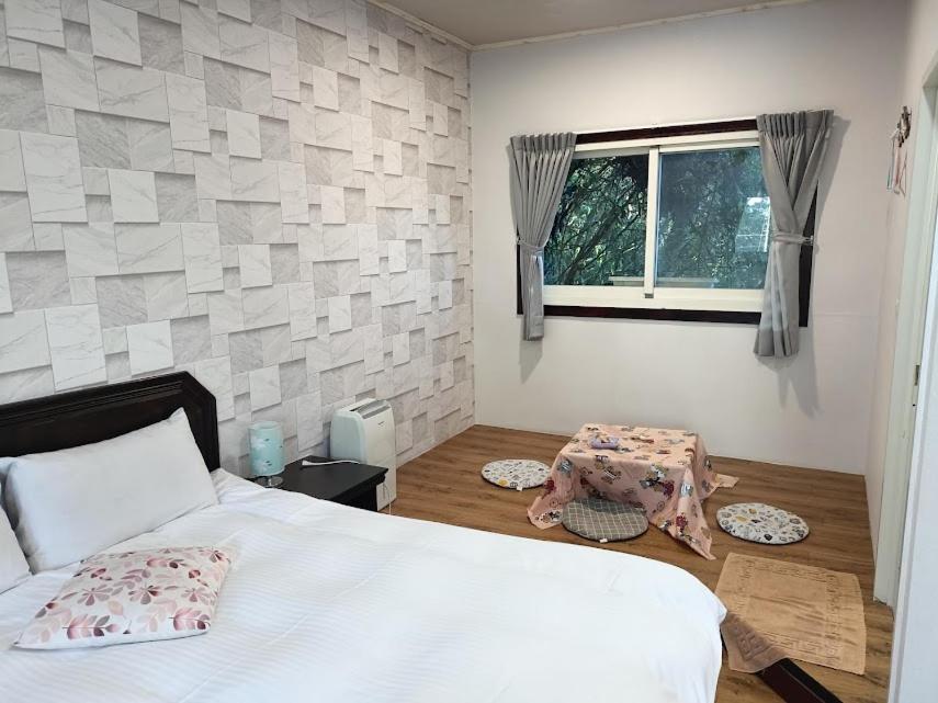 Standard Quadruple Room - Photo 18