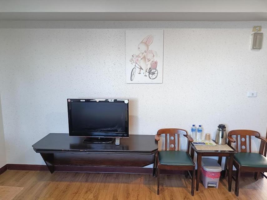 Standard Double Room - Photo 3