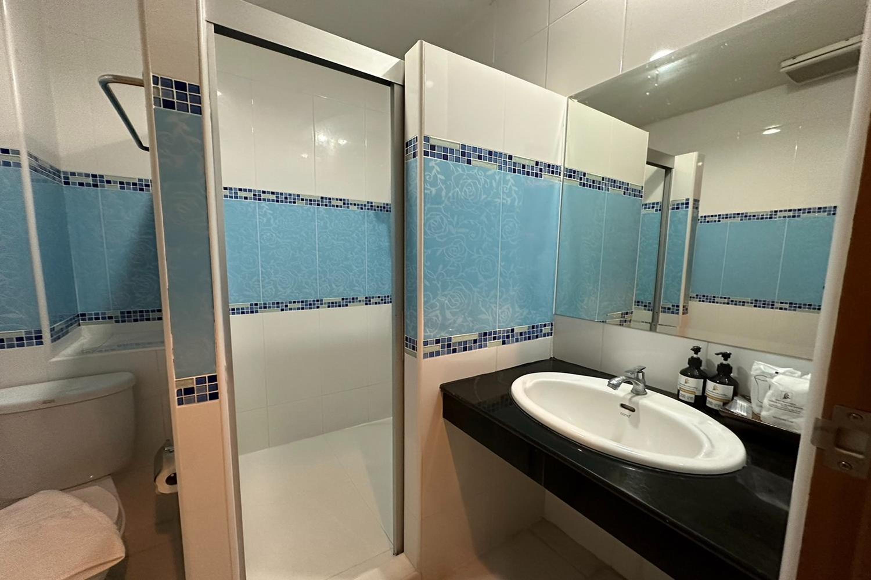 Superior Triple Room - Photo 12