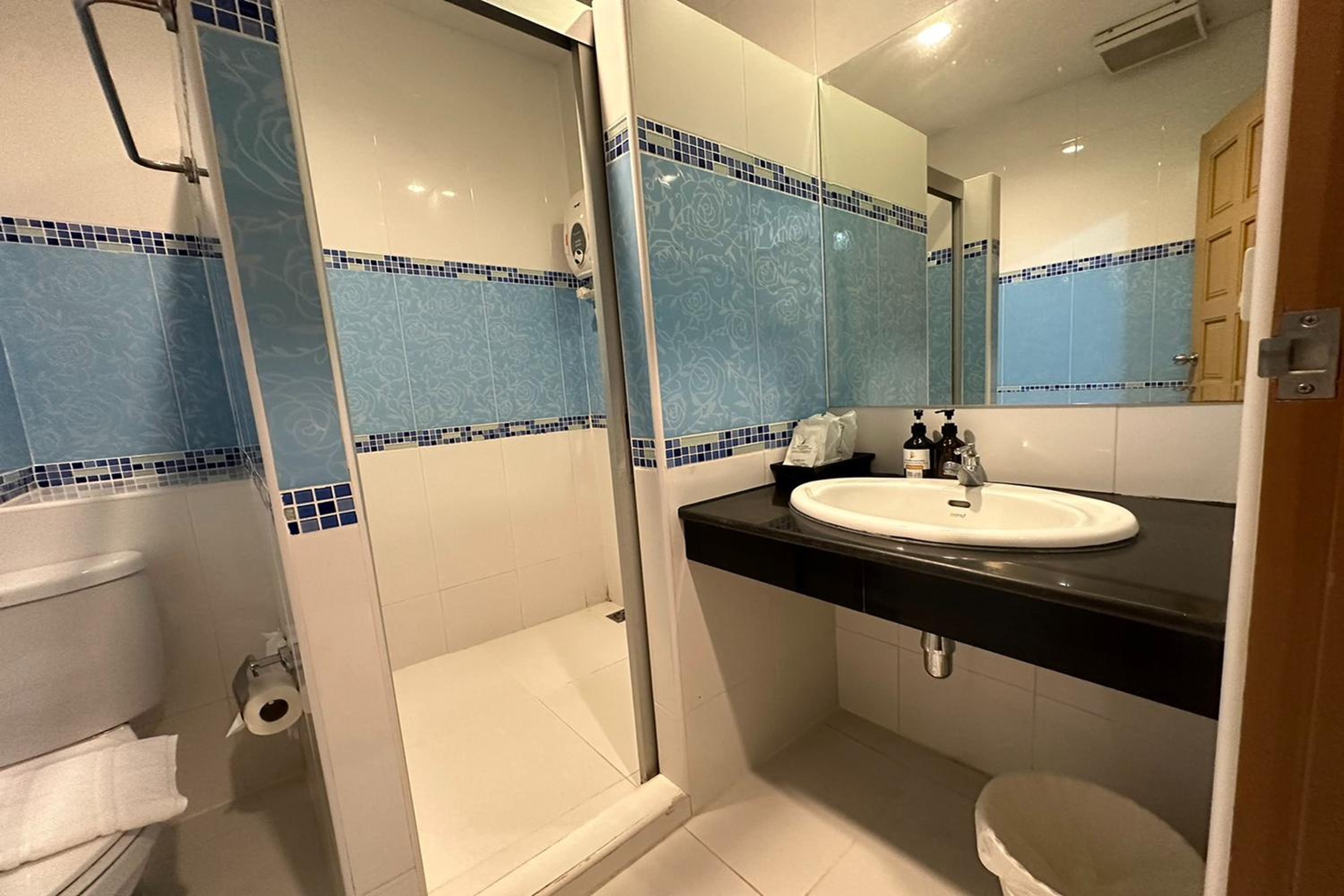 Superior Triple Room - Photo 5